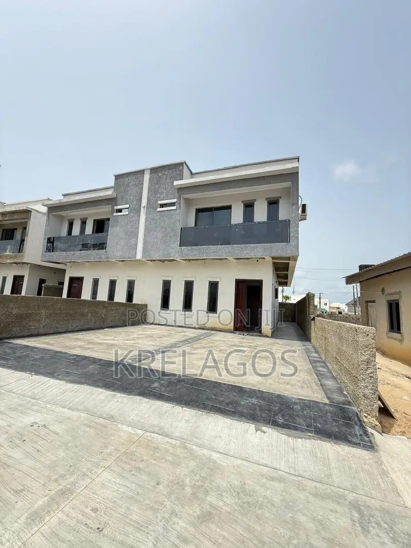 4bdrm Duplex in Abraham Adesanya Estate for sale in Abraham Adesanya Estate