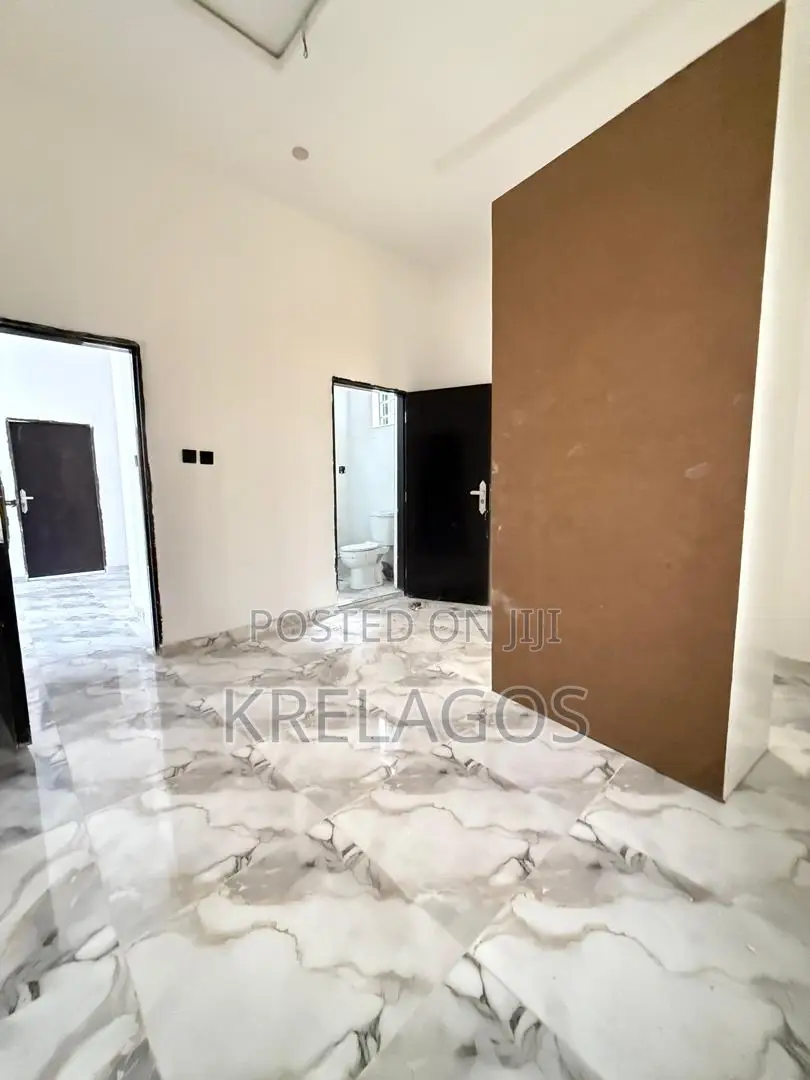 4bdrm Duplex in Abraham Adesanya Estate for sale in Abraham Adesanya Estate