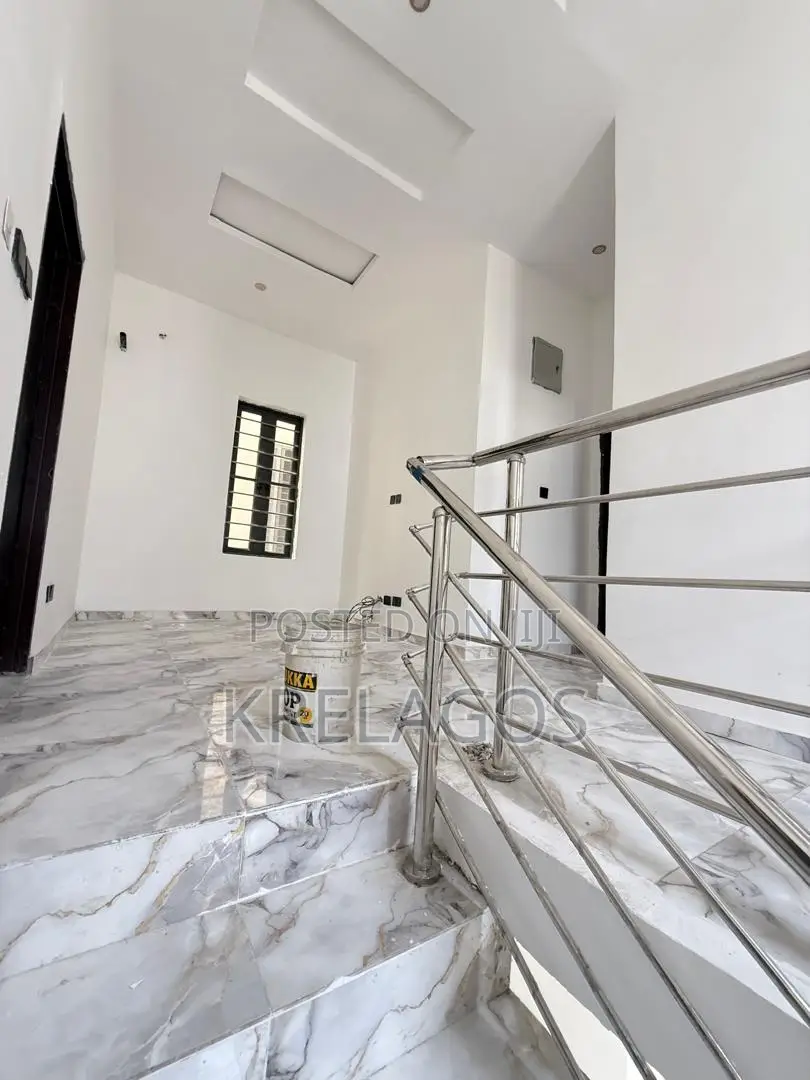 4bdrm Duplex in Abraham Adesanya Estate for sale in Abraham Adesanya Estate
