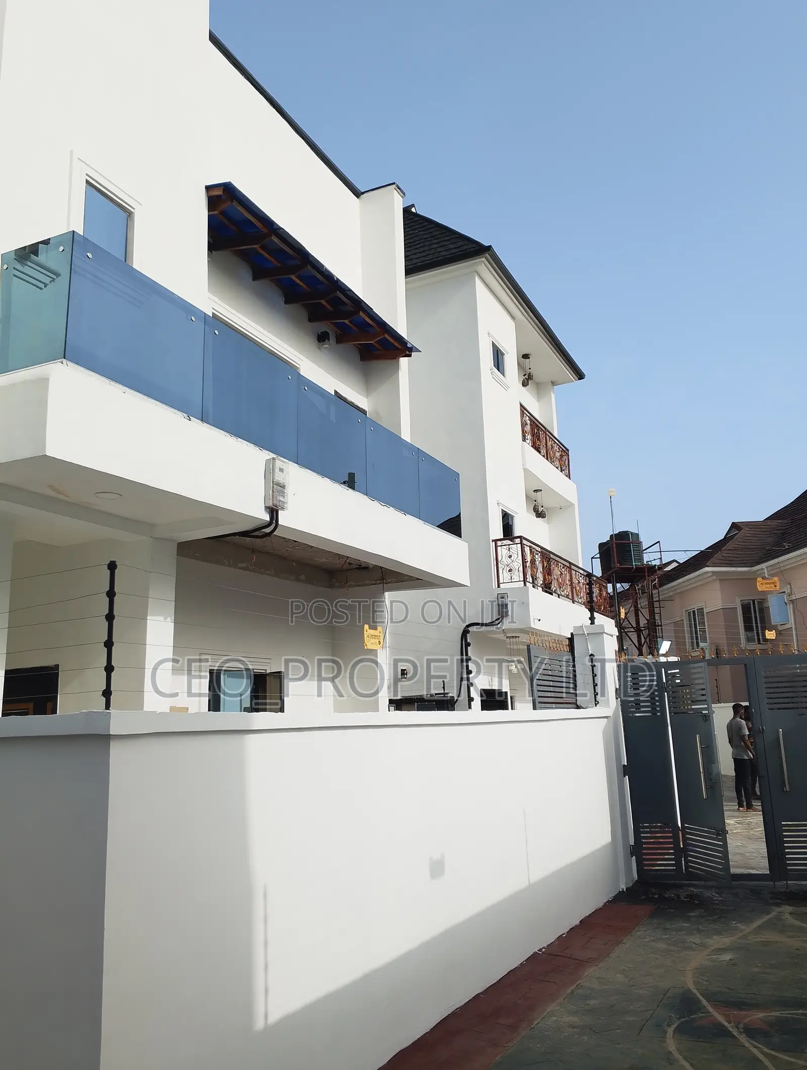 Furnished 4bdrm Duplex in Lekki Expressway for sale in Lekki Expressway