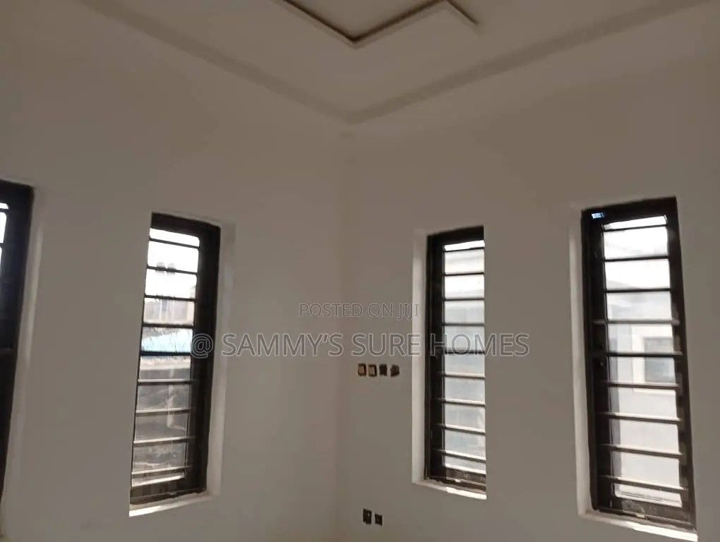 2bdrm Block of Flats in Fo1 Kubwa for rent in Kubwa