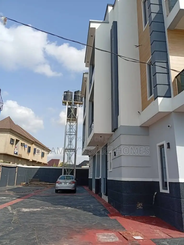 2bdrm Block of Flats in Fo1 Kubwa for rent in Kubwa