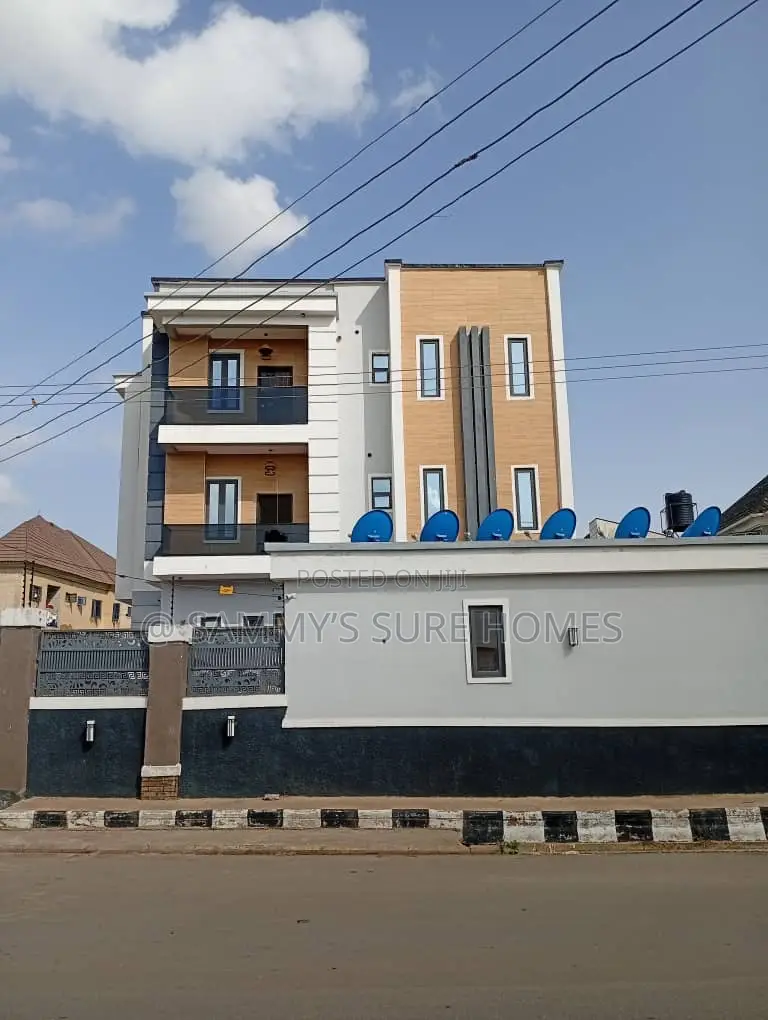 2bdrm Block of Flats in Fo1 Kubwa for rent in Kubwa