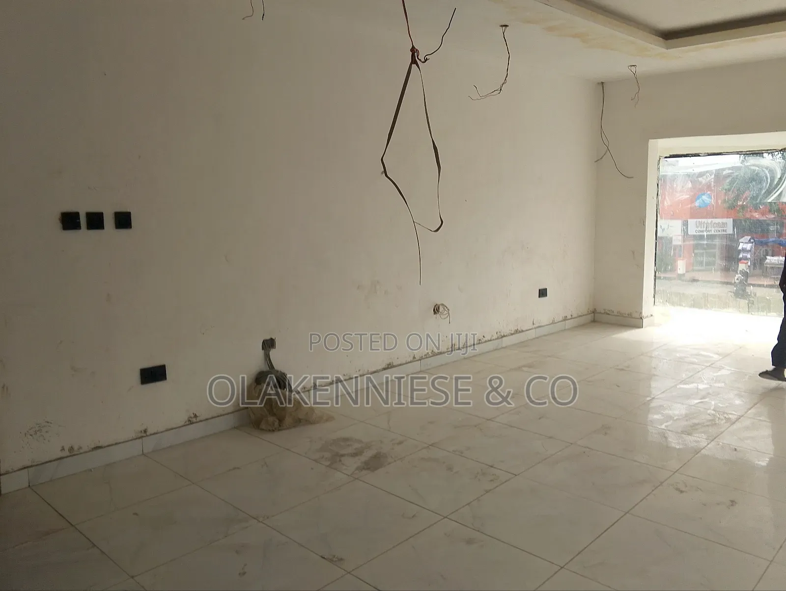 Newly Built 91sqm Open Office Space in Adeniran Ogunsanya