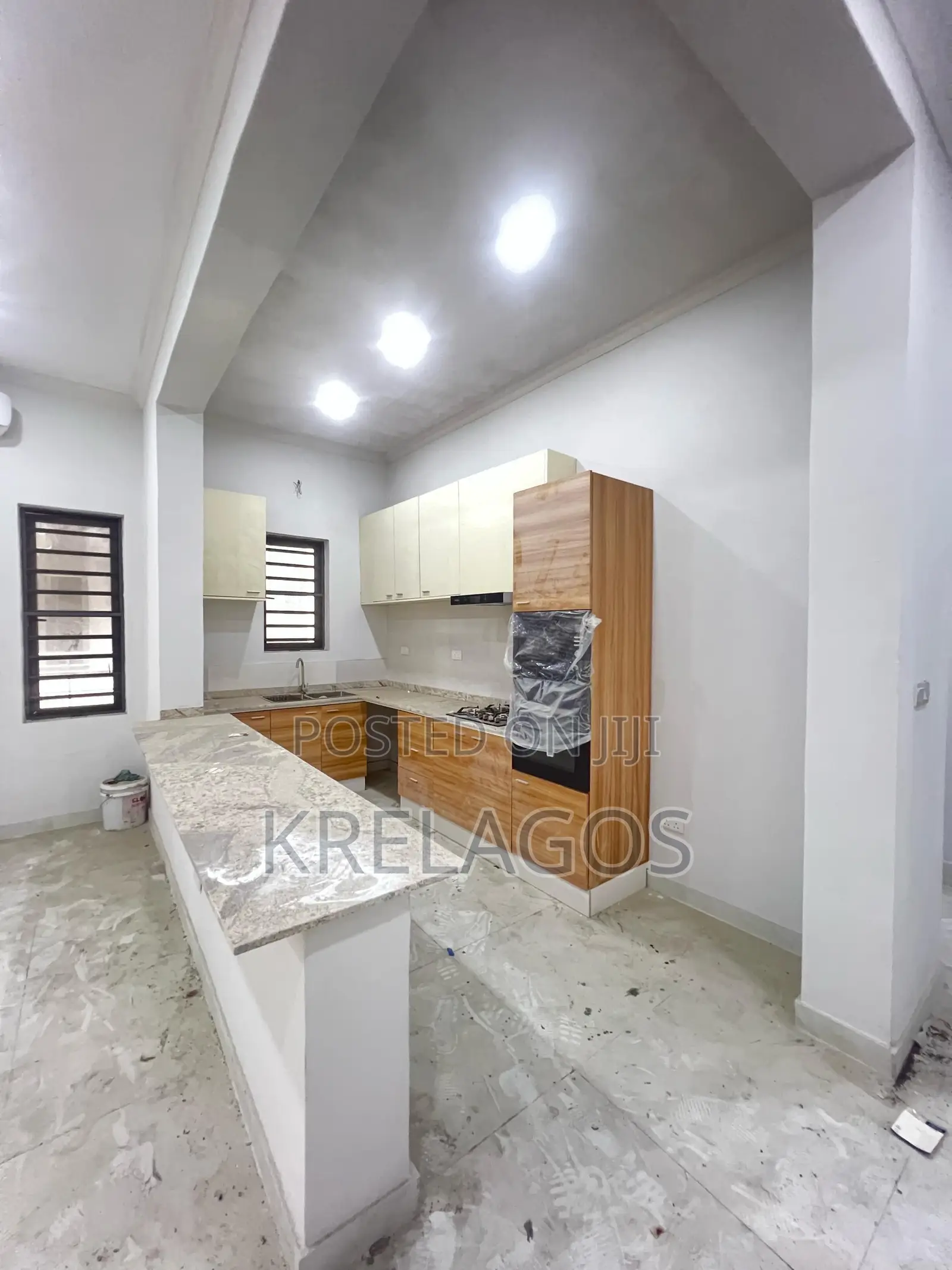 2bdrm Apartment in Ikate for sale in Ikate