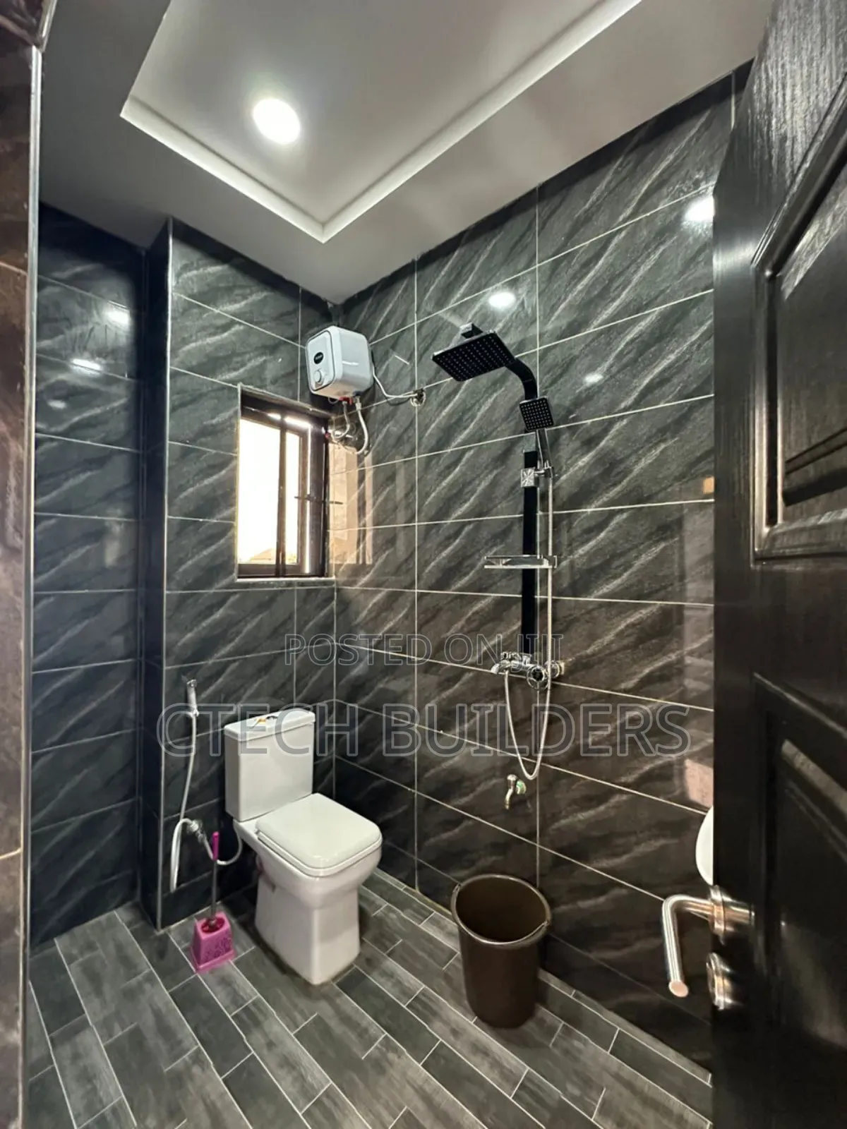 Airport Rd. Hotel for Sale or Lease in Benin City