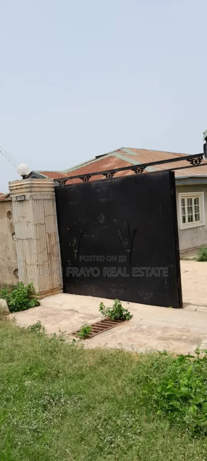 3bdrm Bungalow in Royal Estate, Akala Express for sale in Akala Express