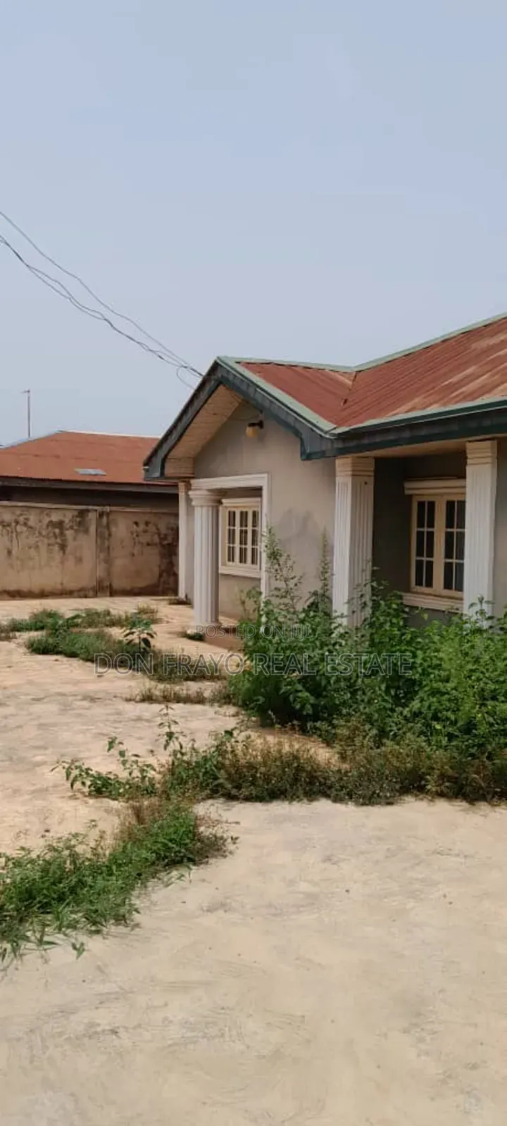 3bdrm Bungalow in Royal Estate, Akala Express for sale in Akala Express