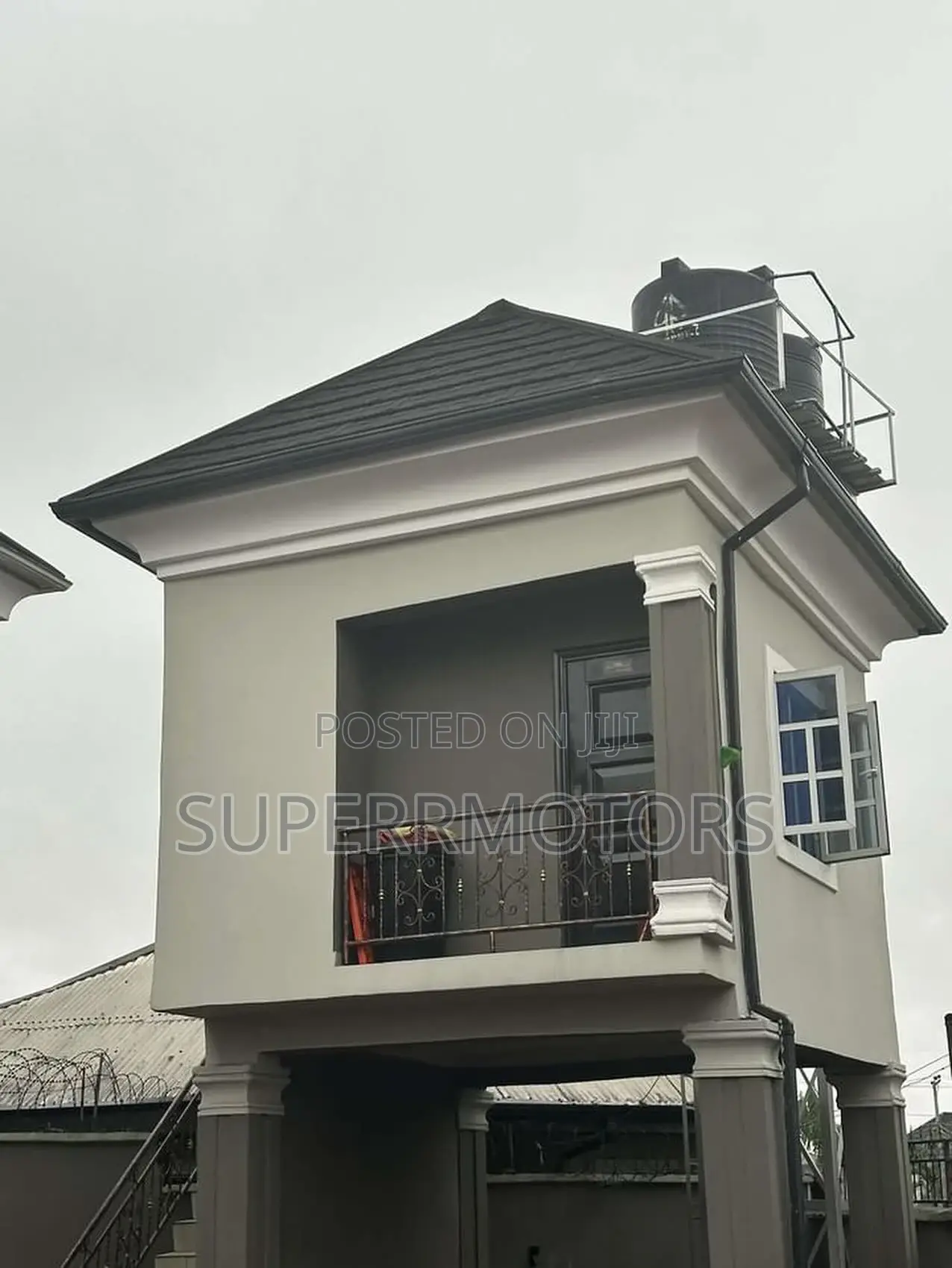 6bdrm House in Farm Road 2, Eliozu, Obio-Akpor for sale in Obio-Akpor