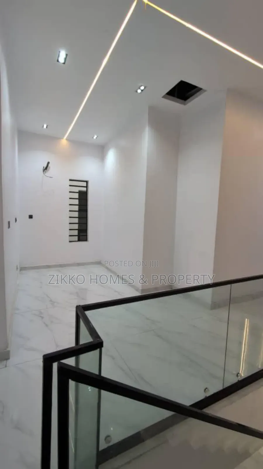5bdrm Duplex in Ajah Lekki for sale in Lekki