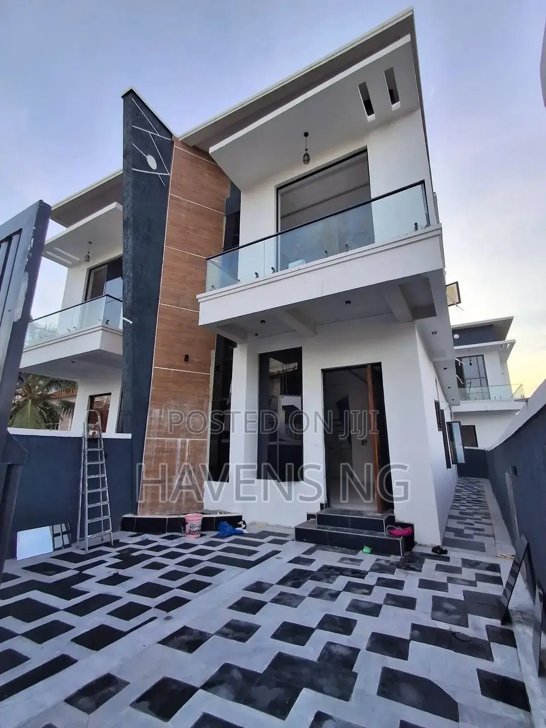 4bdrm Duplex in Sangotedo for sale in Sangotedo