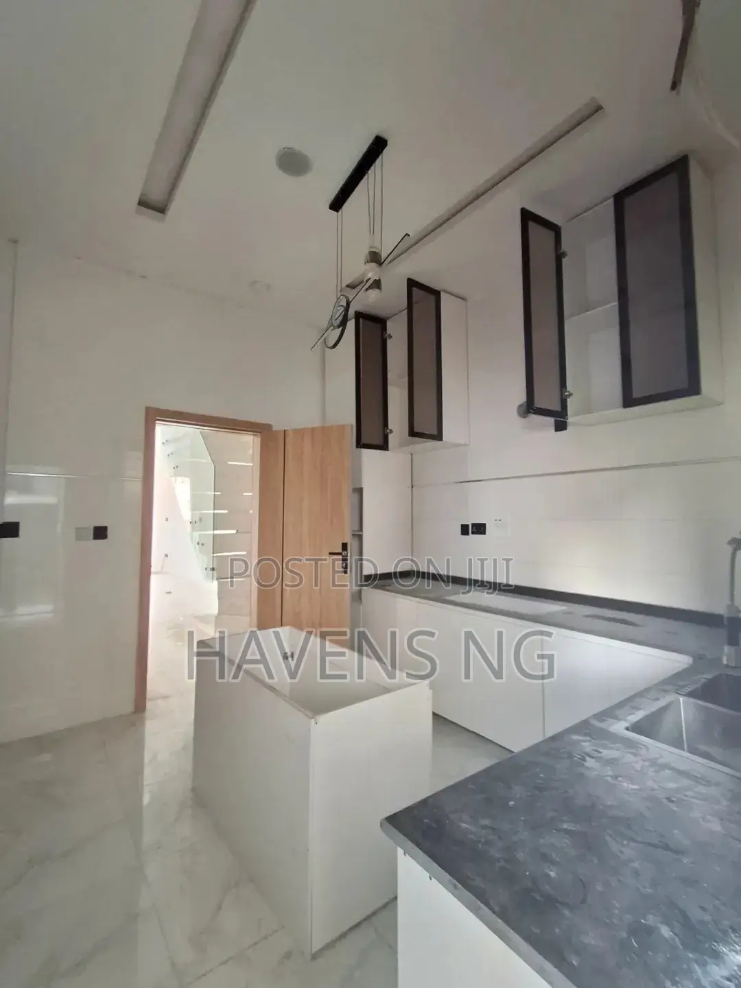4bdrm Duplex in Sangotedo for sale in Sangotedo