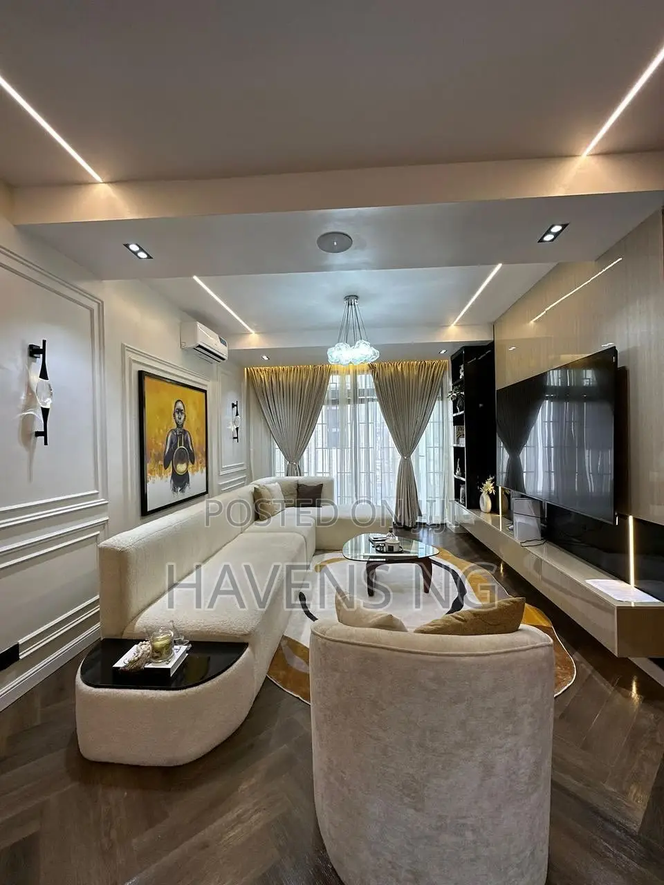 Spacious 3-Bedroom Apartment in Lekki Phase 1