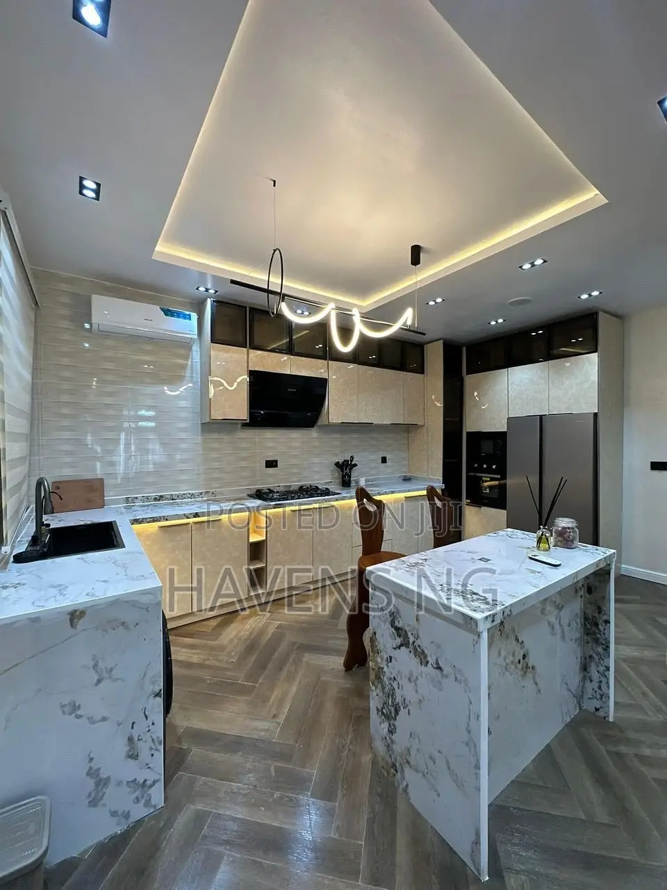 Spacious 3-Bedroom Apartment in Lekki Phase 1