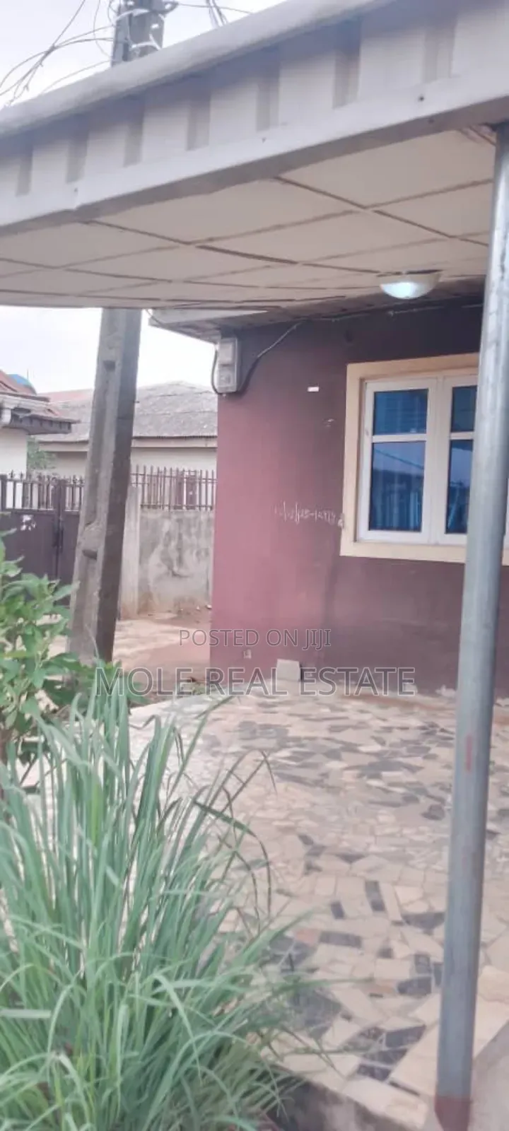 3bdrm Bungalow in Katongara Fedral for sale in Egbeda / Egbeda