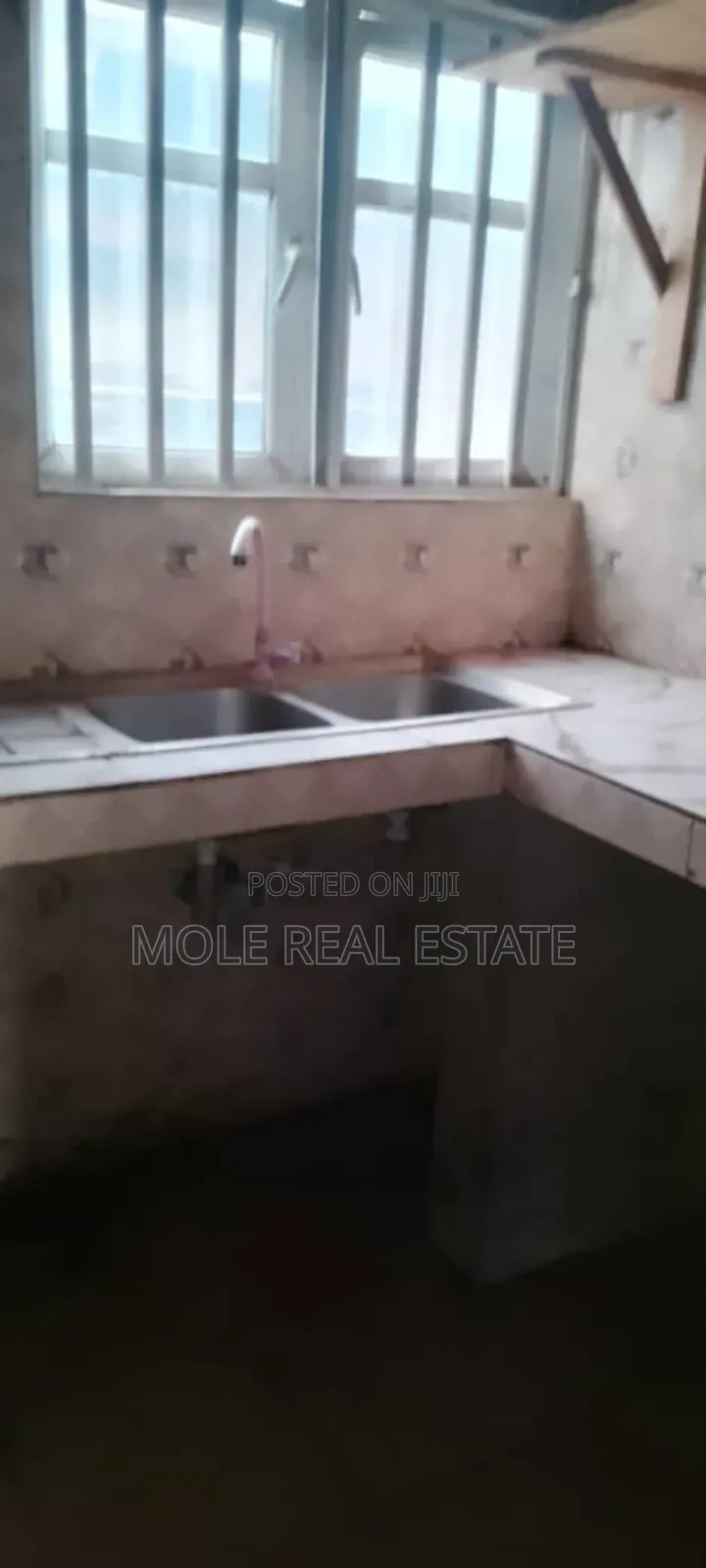 3bdrm Bungalow in Katongara Fedral for sale in Egbeda / Egbeda