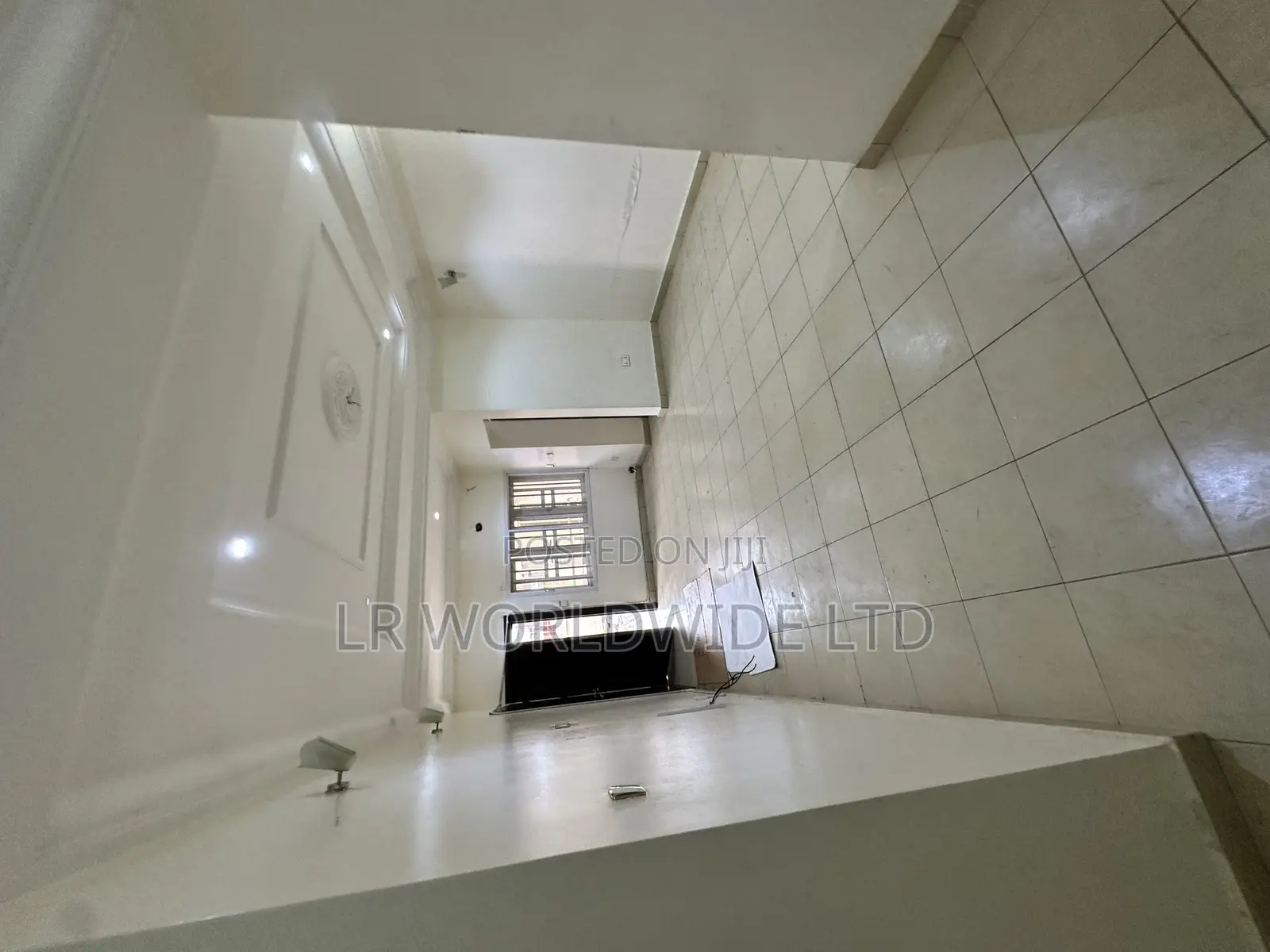 3bdrm Block of Flats in Wuye for sale in Wuye