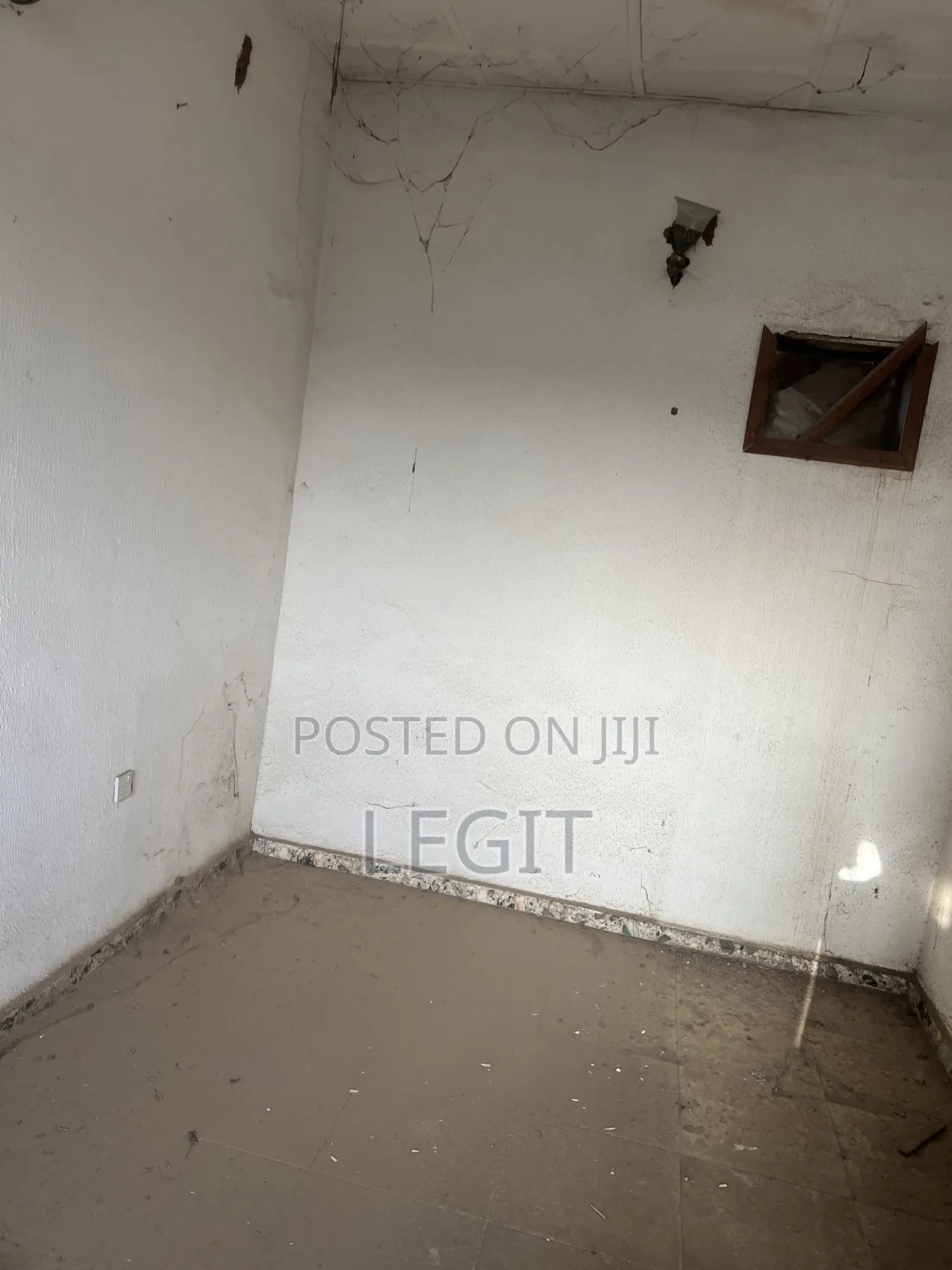 6bdrm Duplex in Minna for sale in Minna