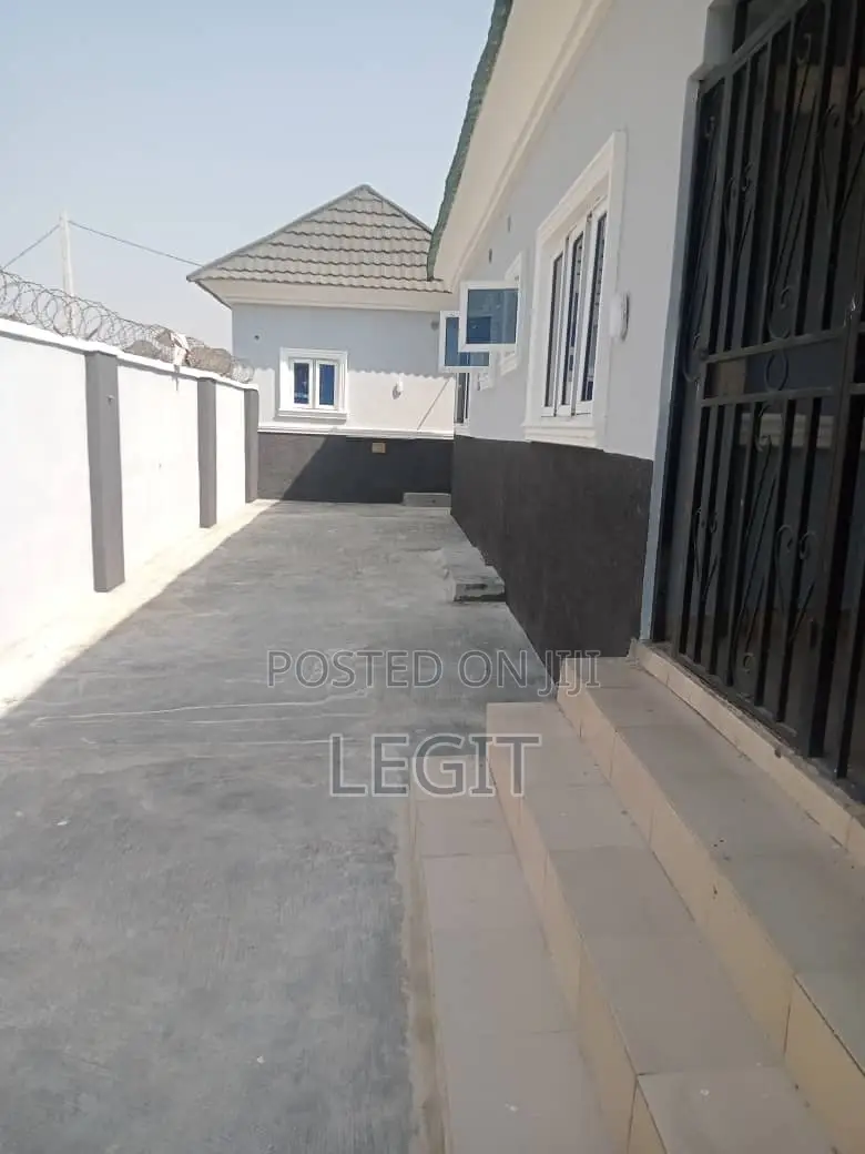 3bdrm Bungalow in Lugbe District for sale in Lugbe District