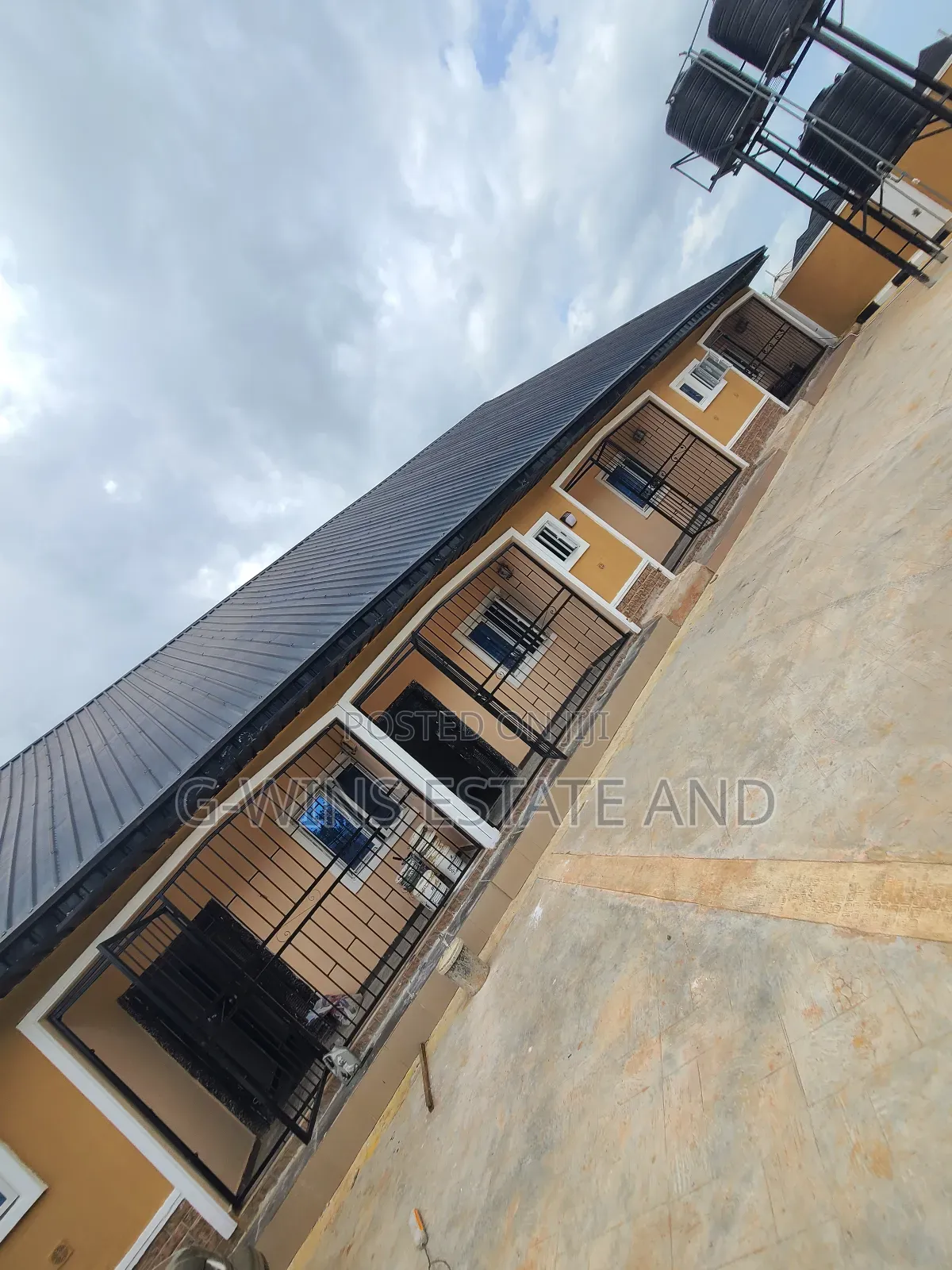 1bdrm Block of Flats in Okhuoromi Off, Benin City for rent in Benin City