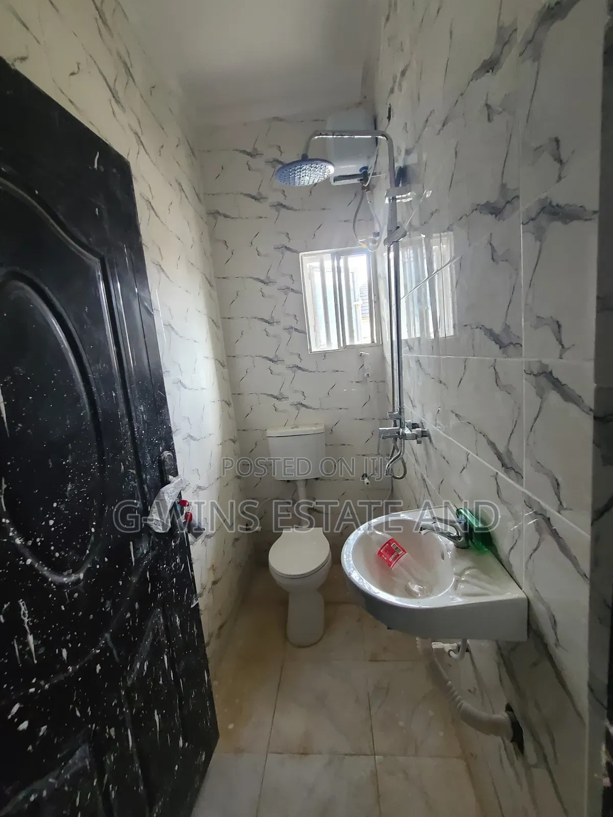 1bdrm Block of Flats in Okhuoromi Off, Benin City for rent in Benin City