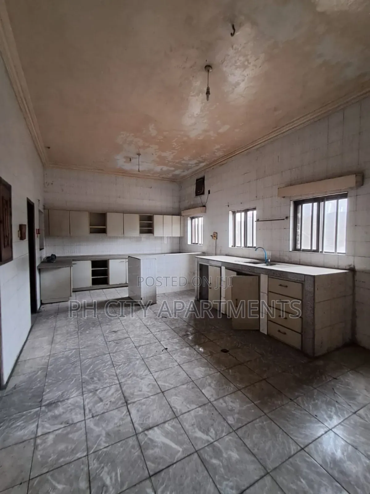 5bdrm Bungalow in Gra, Port-Harcourt for rent in Port-Harcourt