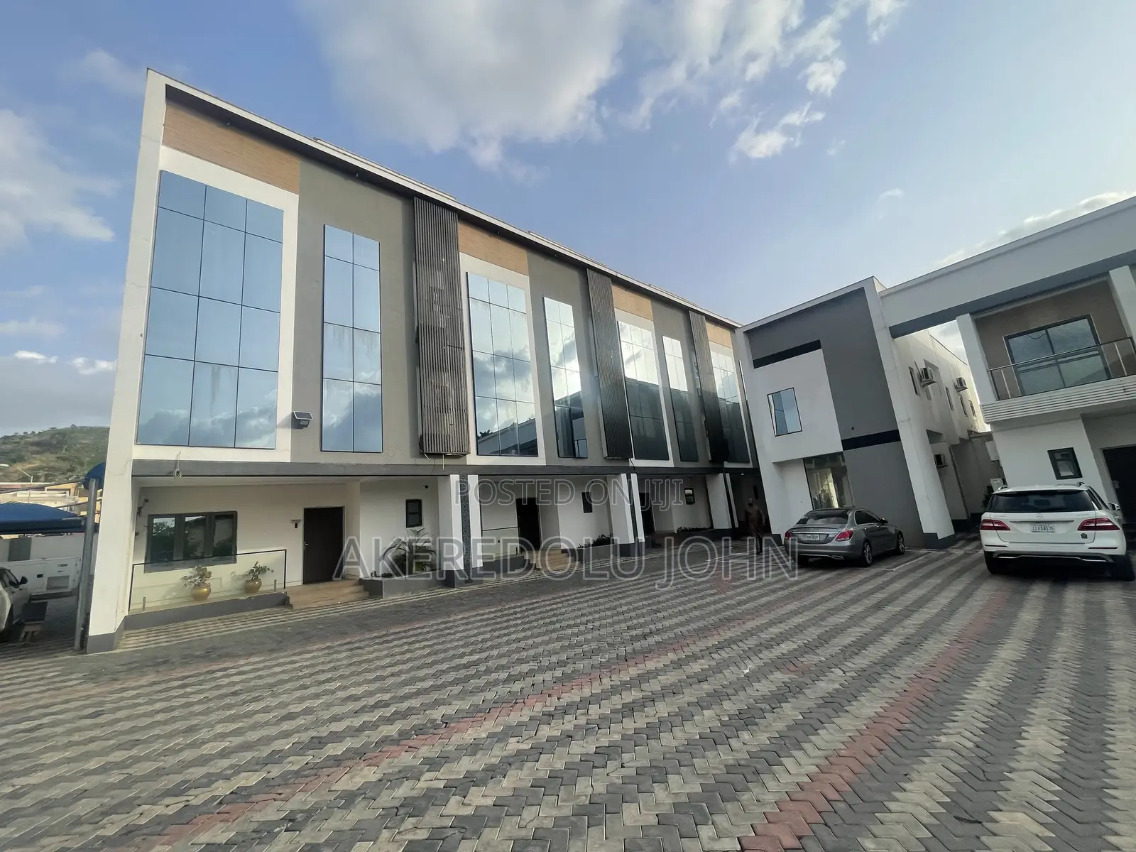 4bdrm Townhouse/Terrace in Wuye for sale in Wuye