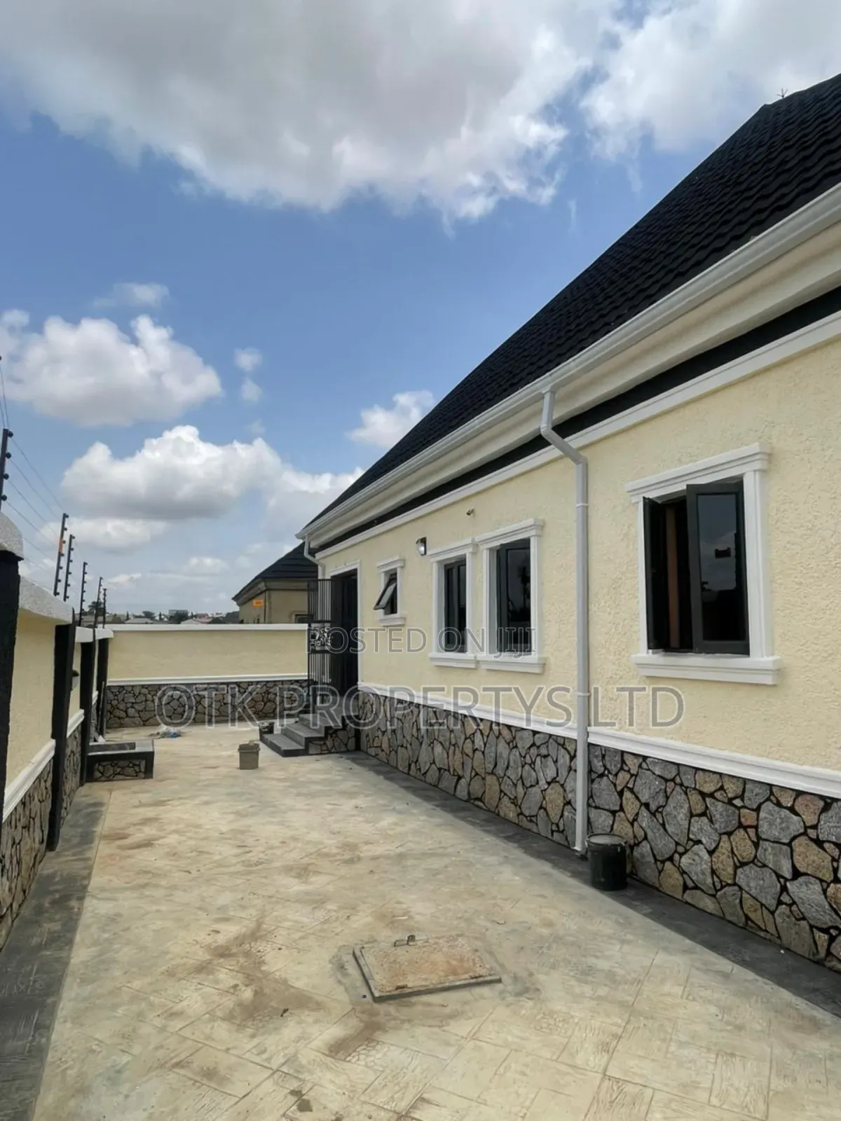 3bdrm Bungalow in City View Estate for sale in Lokogoma