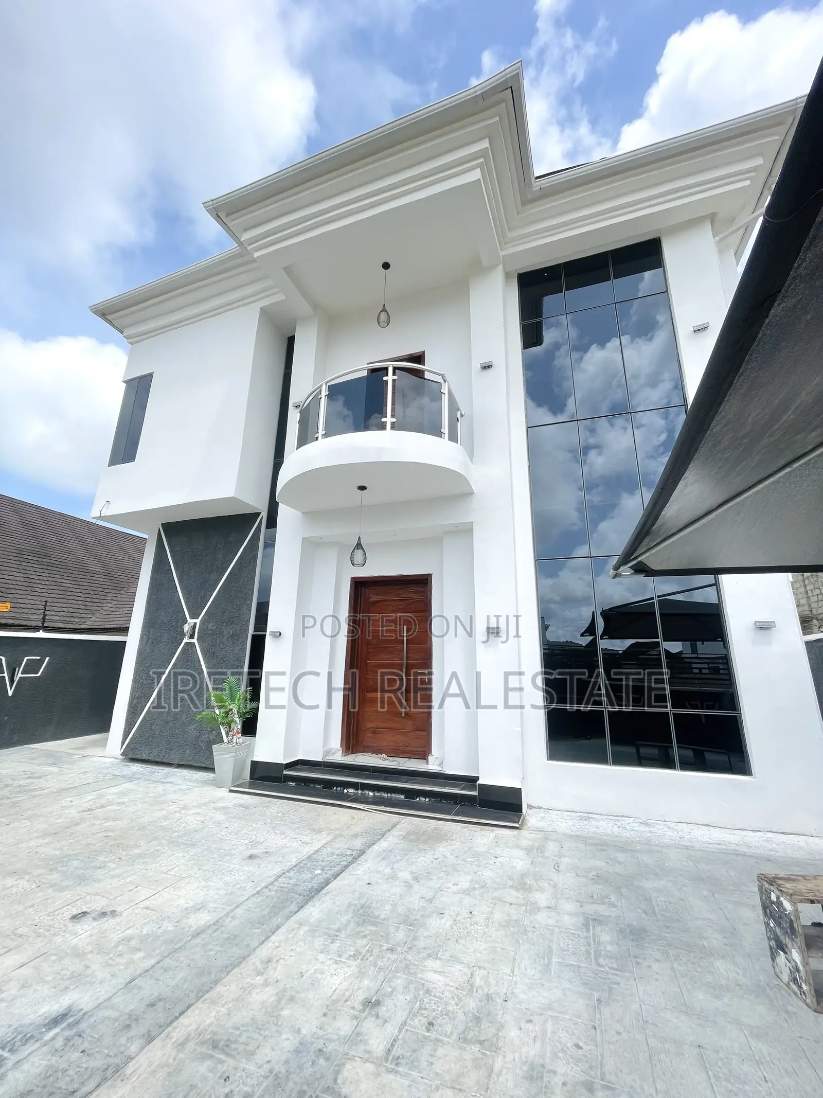 5bdrm Duplex in Ajah In A Gated for sale in Ajah