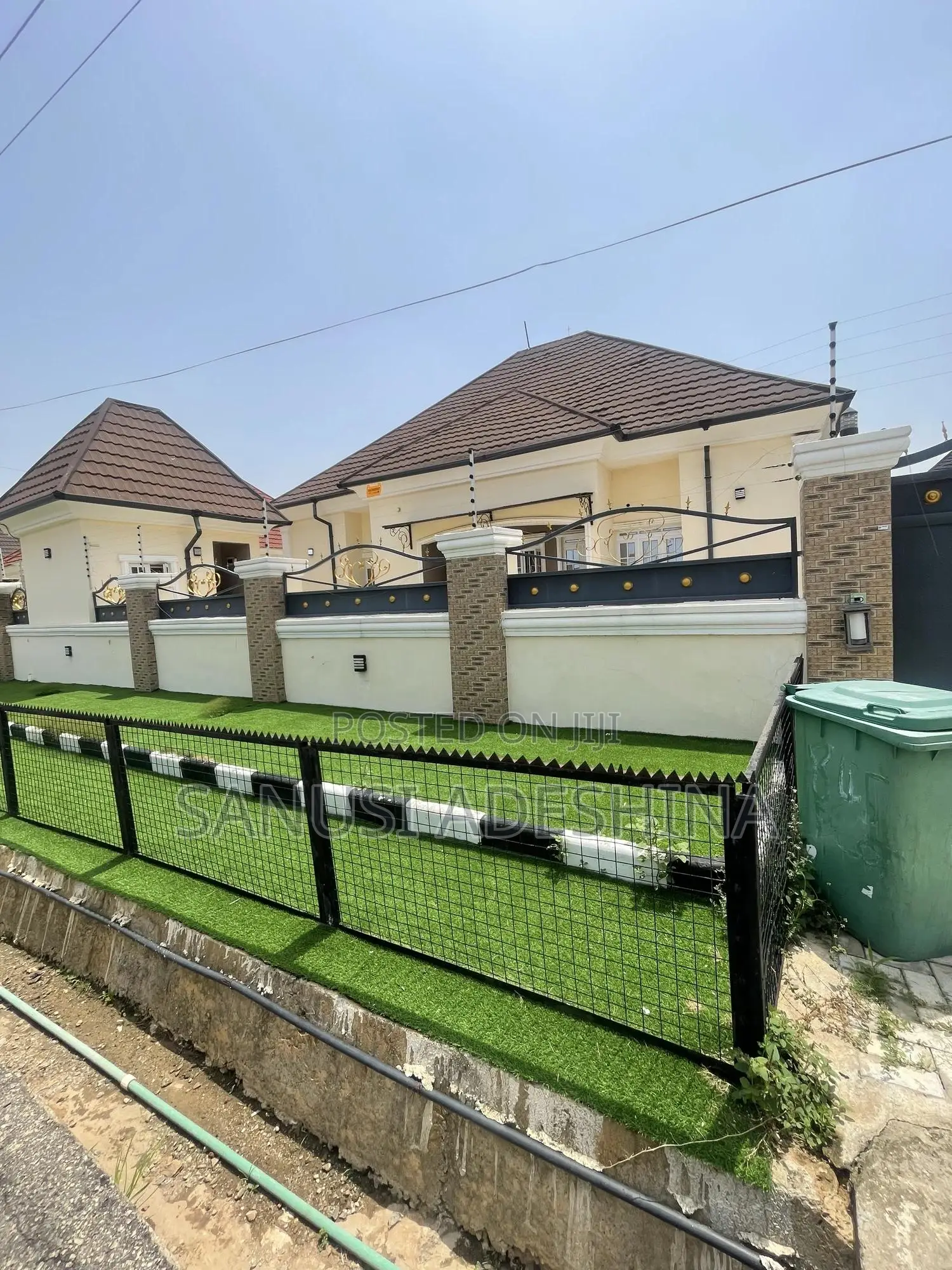 4bdrm Bungalow in Gwarimpa Estate By Gwarinpa for sale in Gwarinpa