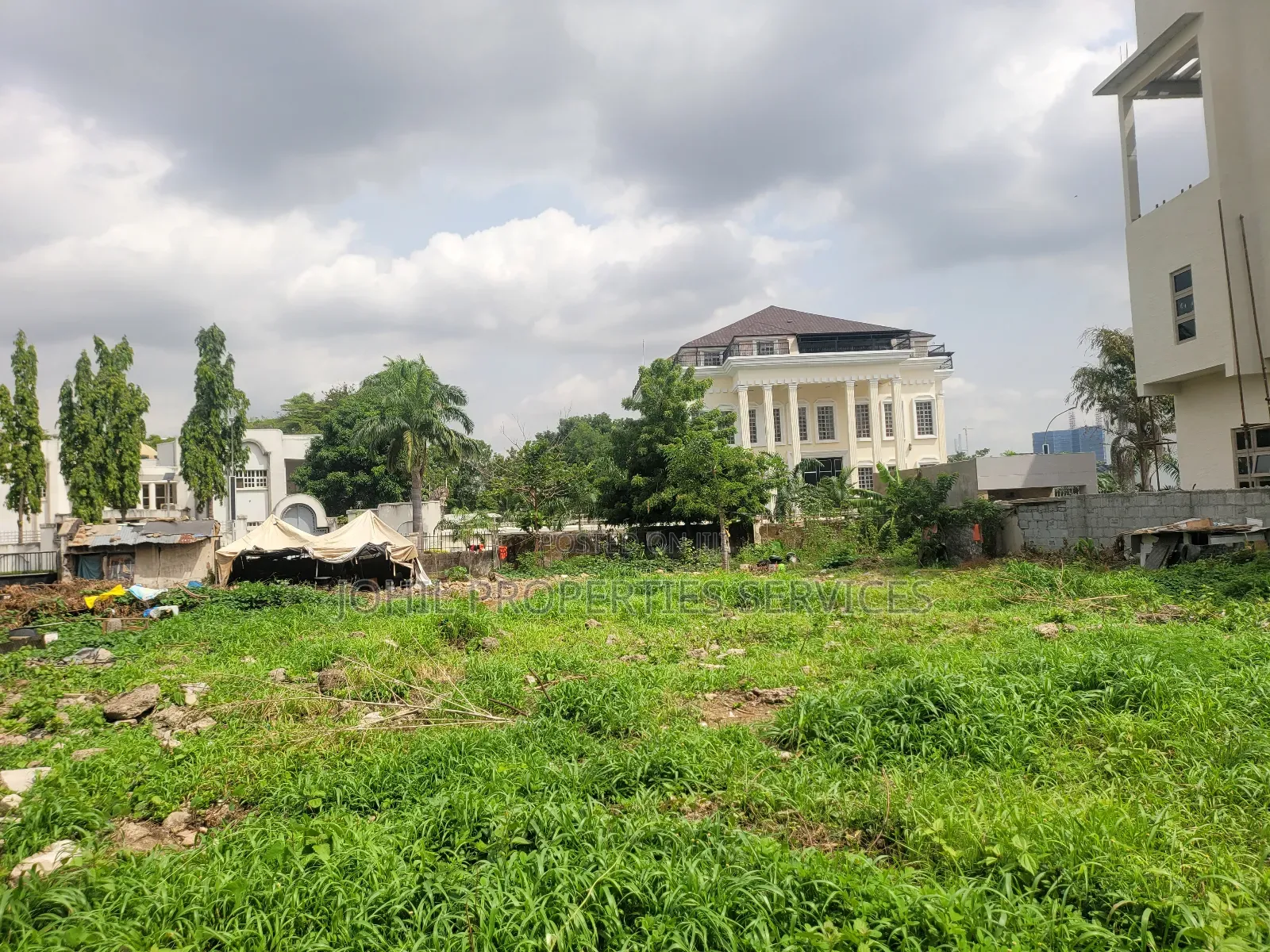 1085sqm Residential Land for Sale at Maitama. Peaceful Area in Maitama