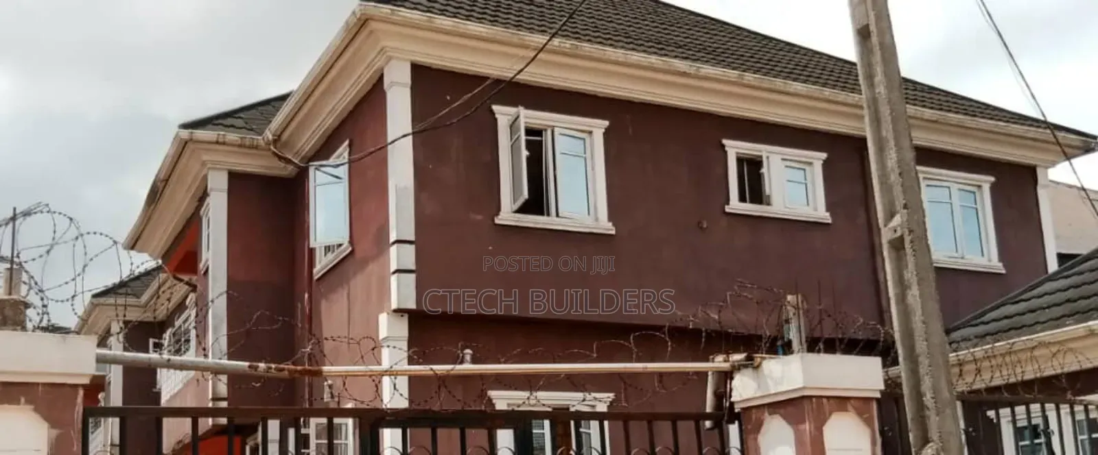 12bdrm Block of Flats in Benin City for sale in Benin City