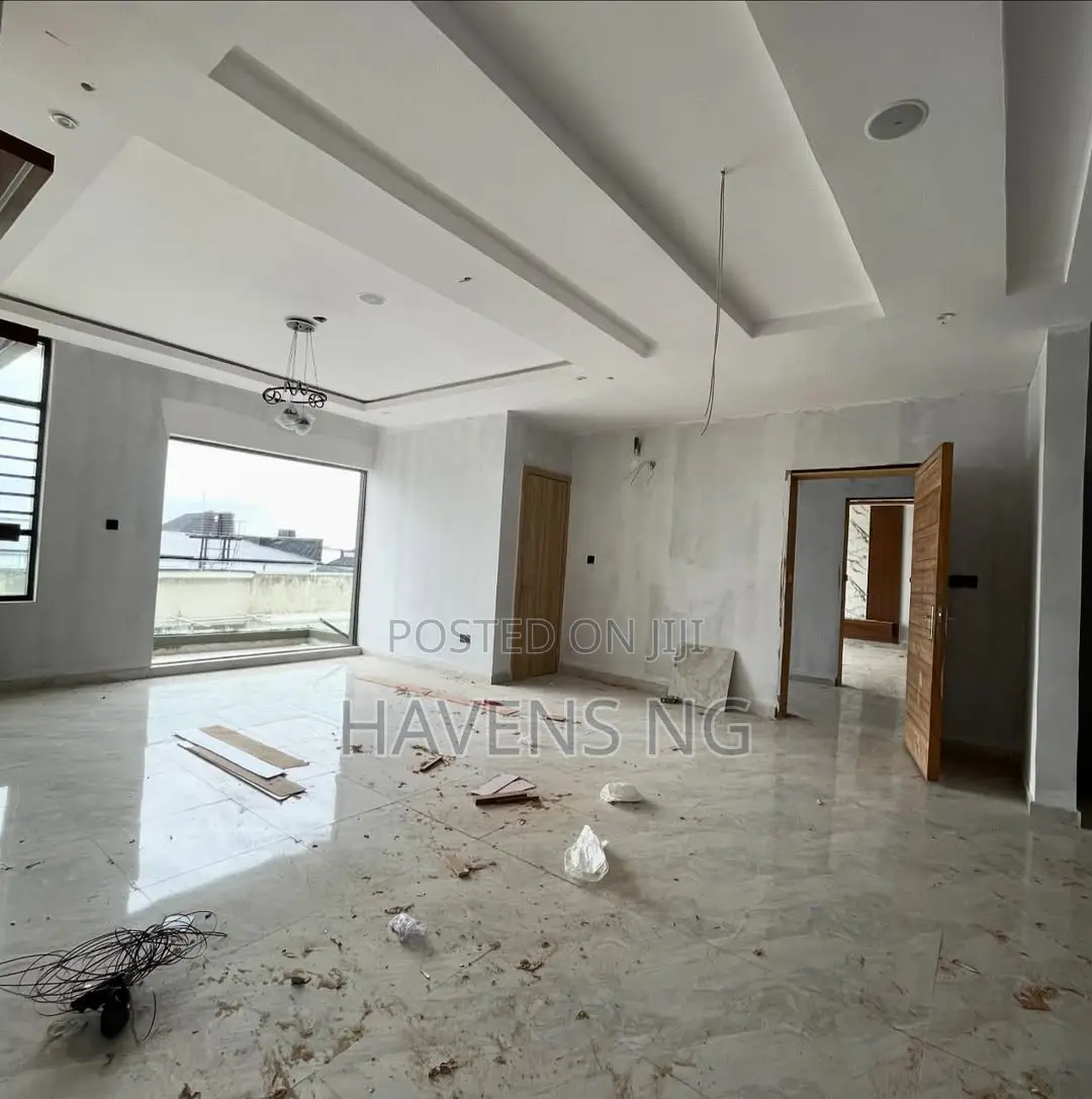 2bdrm Apartment in Ikota for sale in Ikota