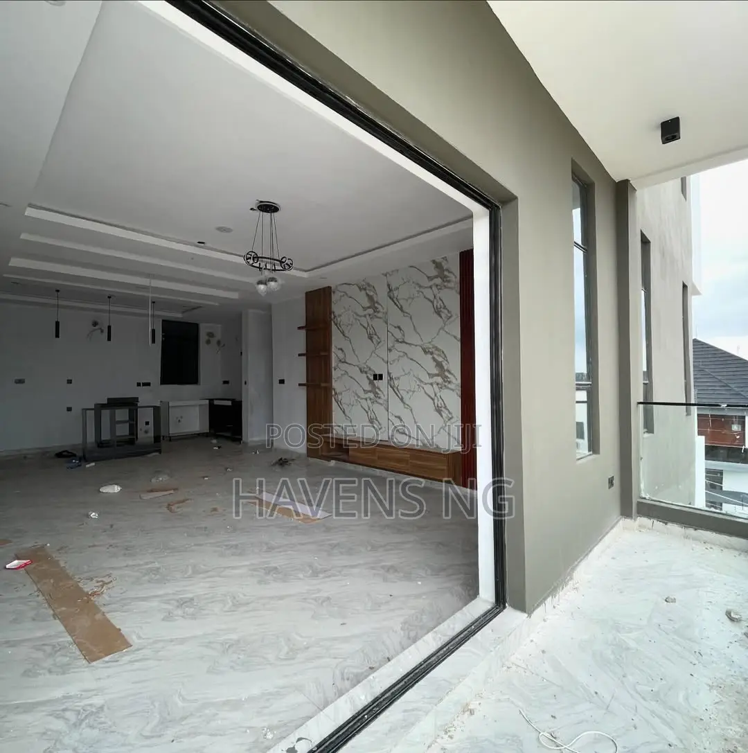 2bdrm Apartment in Ikota for sale in Ikota
