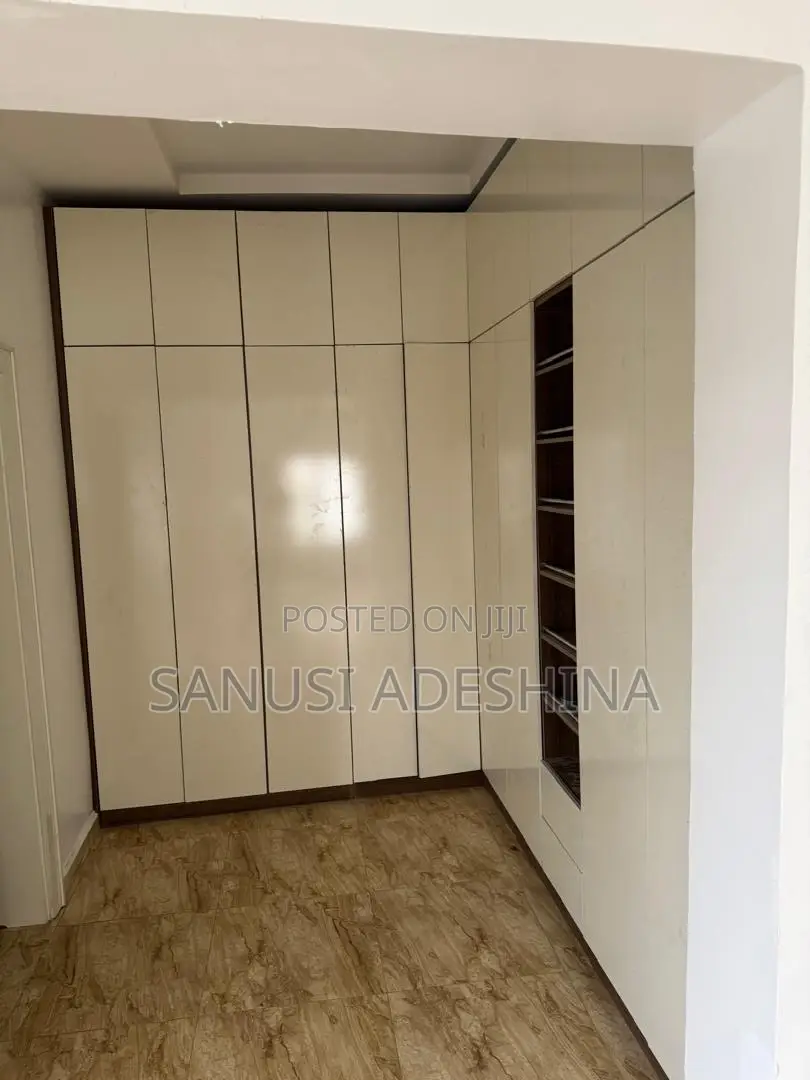 5bdrm Duplex in Galadimawa Estate for sale in Galadimawa