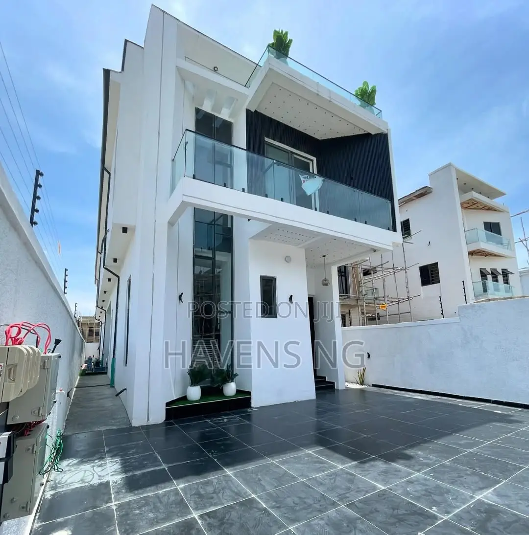 5bdrm Duplex in Lekki Phase 1 for sale in Lekki Phase 1