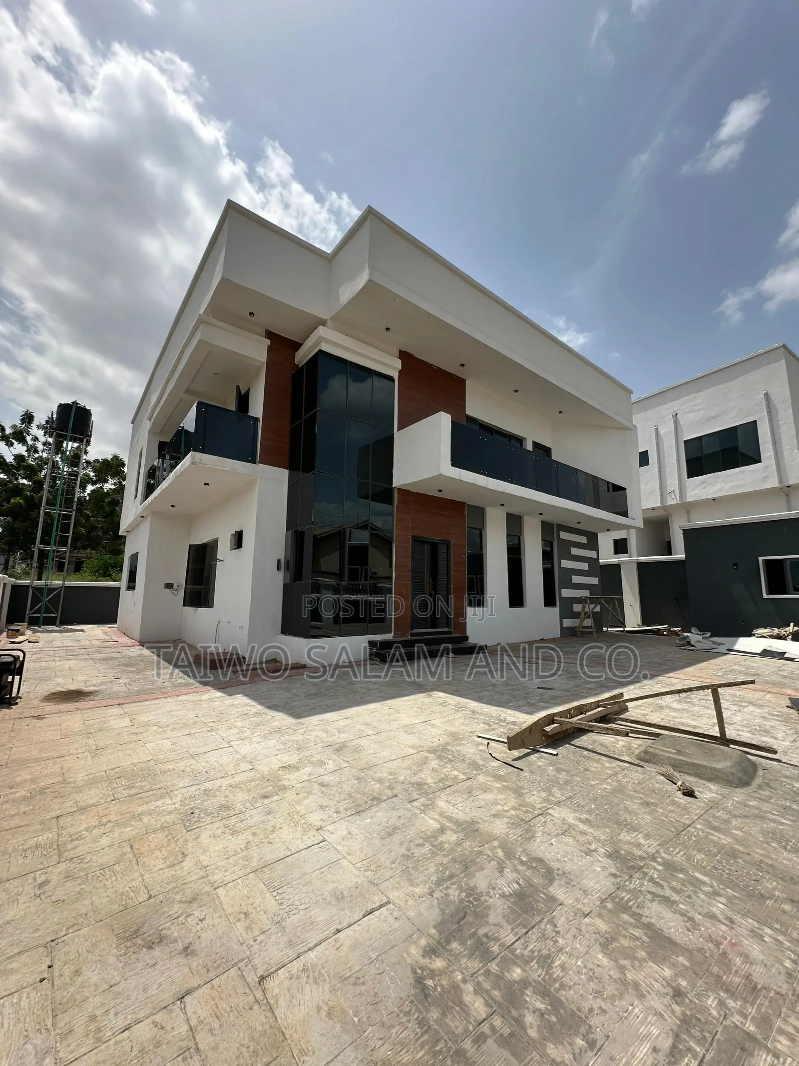 4bdrm Duplex in Akobo for sale in Akobo