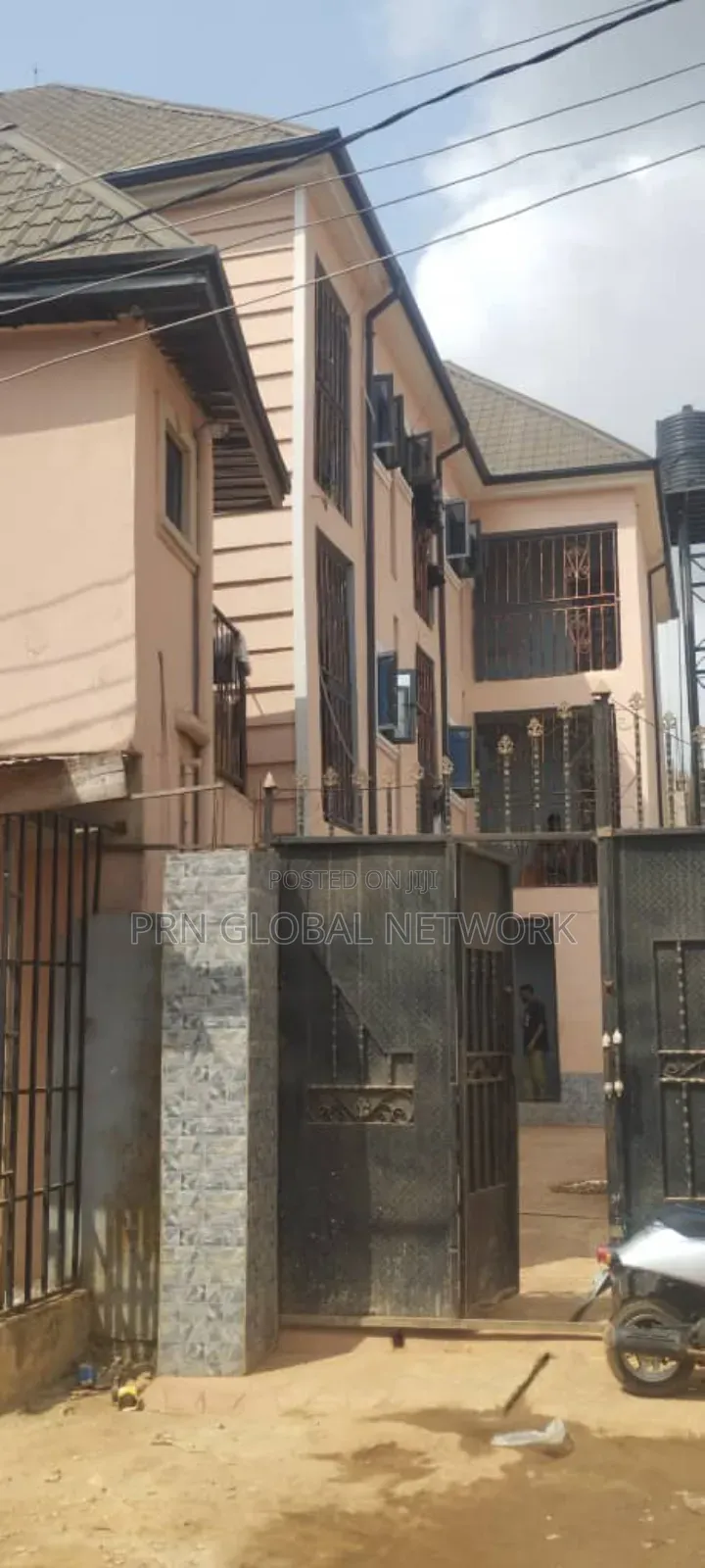Furnished 1bdrm Hostel In Owerri For Sale. in Owerri