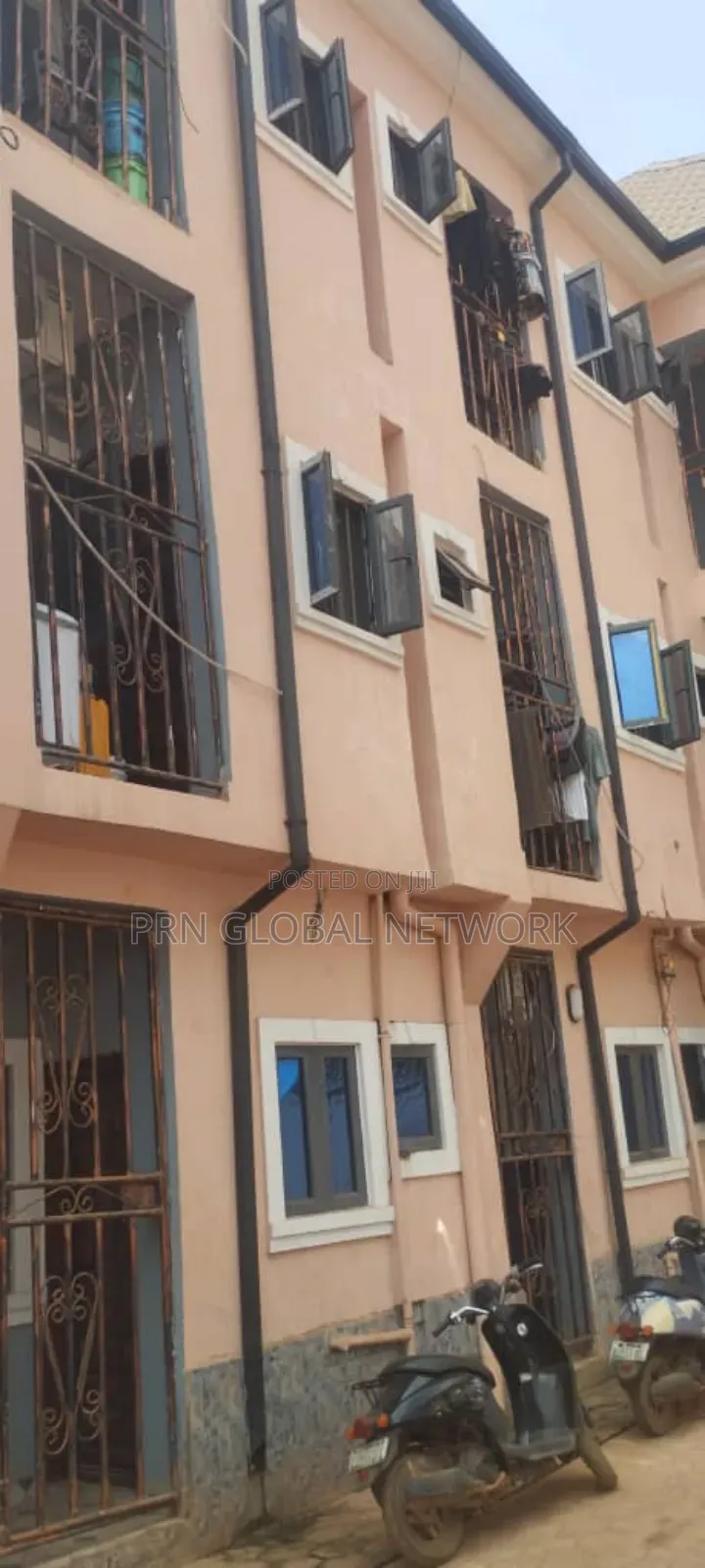 Furnished 1bdrm Hostel In Owerri For Sale. in Owerri