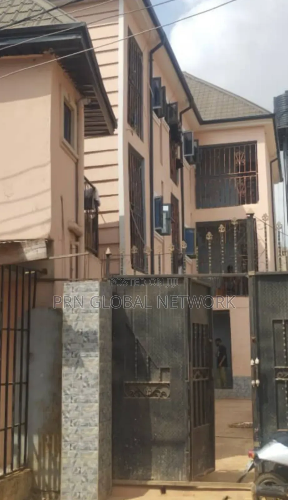 Furnished 1bdrm Hostel In Owerri For Sale. in Owerri