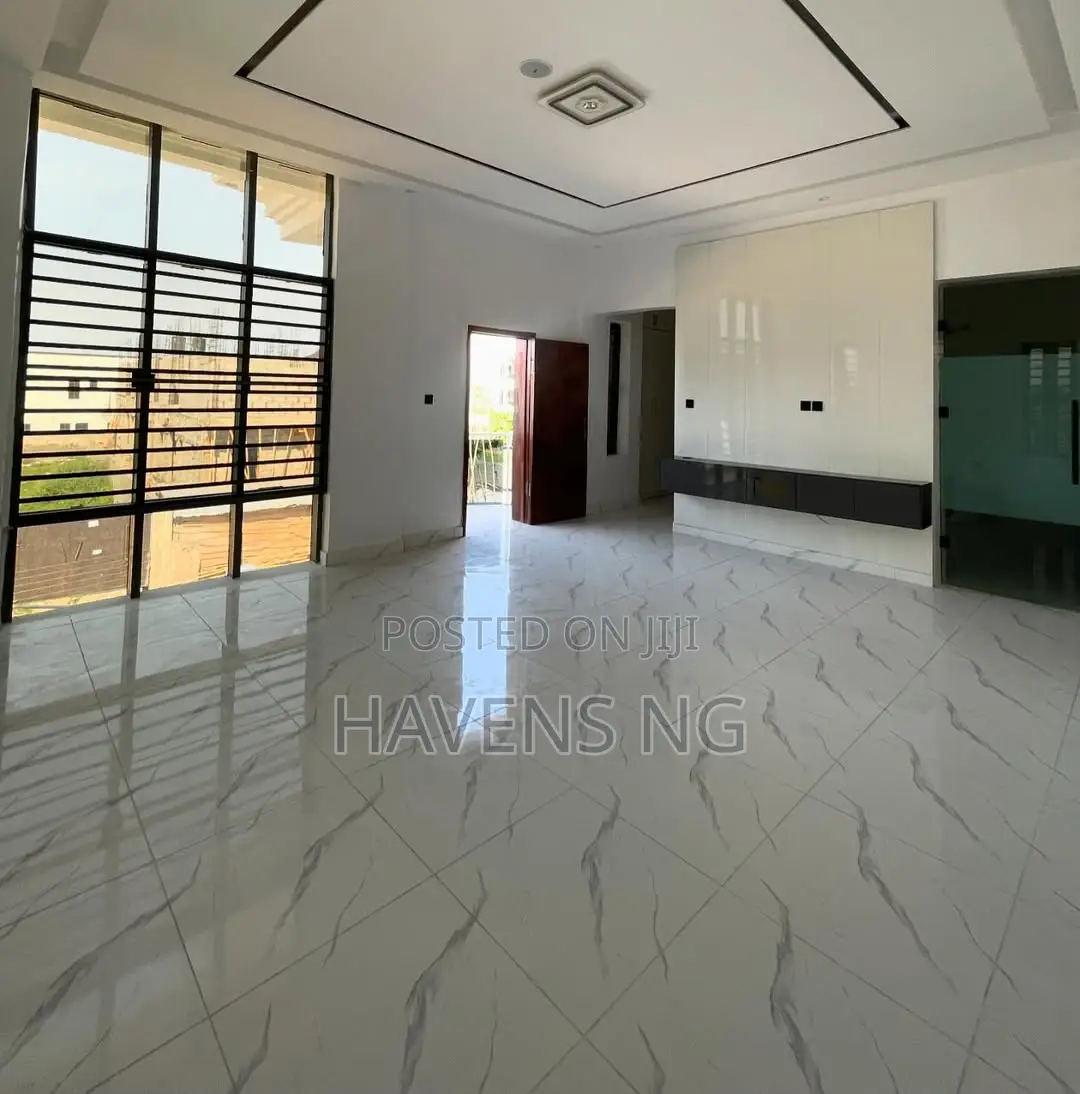 5bdrm Duplex in Ado / Ajah for sale in Ado / Ajah