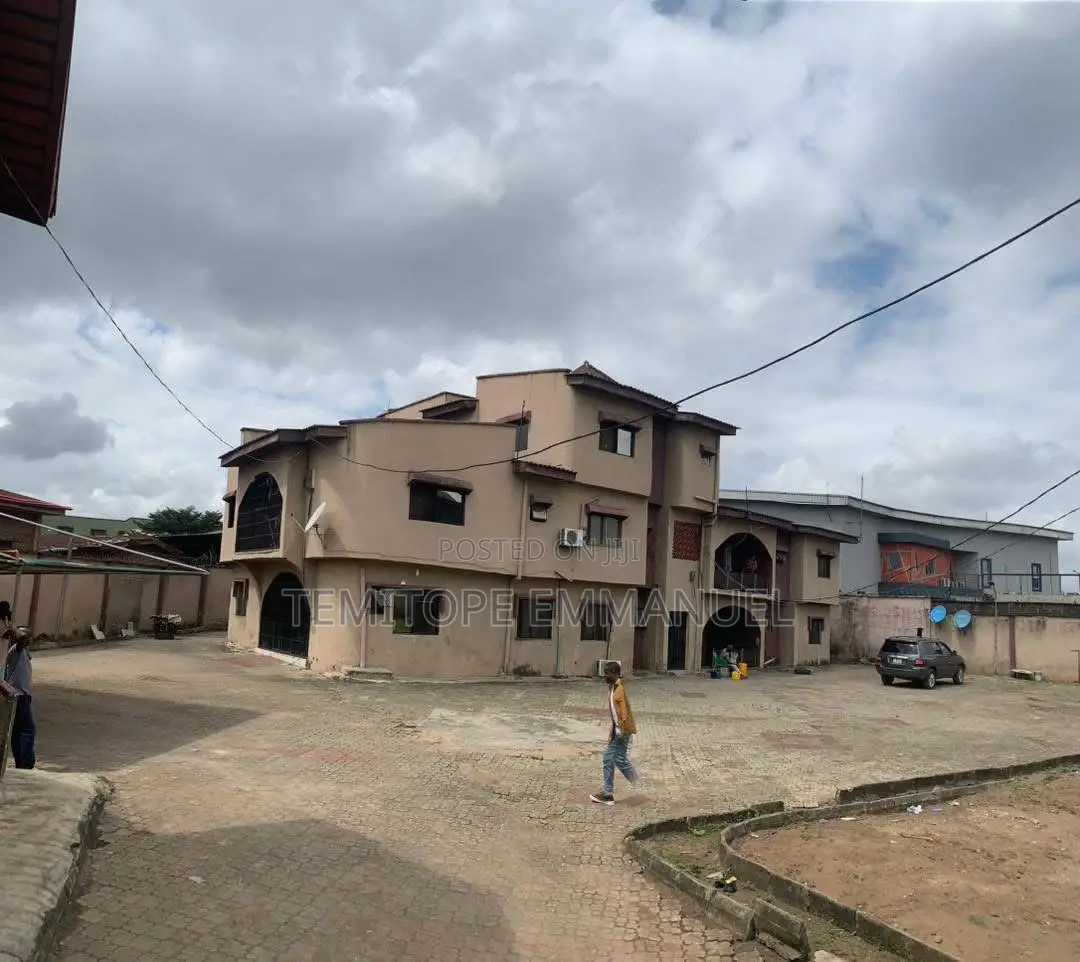 6bdrm Duplex in Egbeda for sale in Egbeda