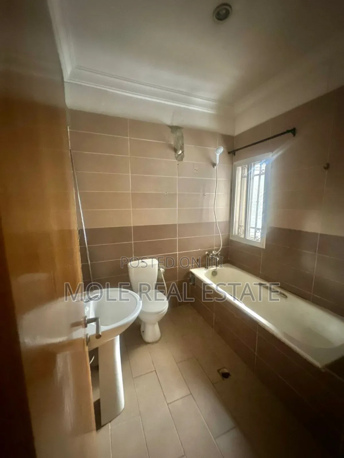 Furnished 5bdrm Duplex in Olosa, Victoria Island for sale in Victoria Island