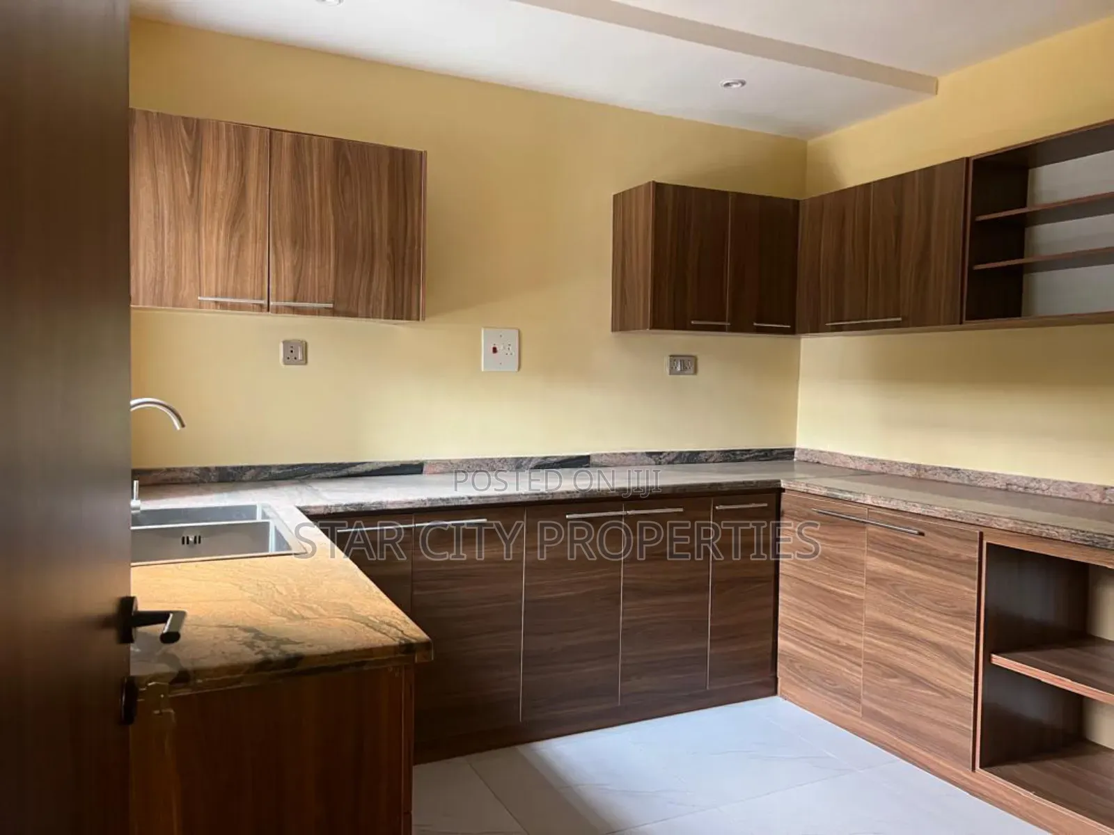 4bdrm Duplex in Ikeja Lagos, Adeniyi Jones for rent in Adeniyi Jones