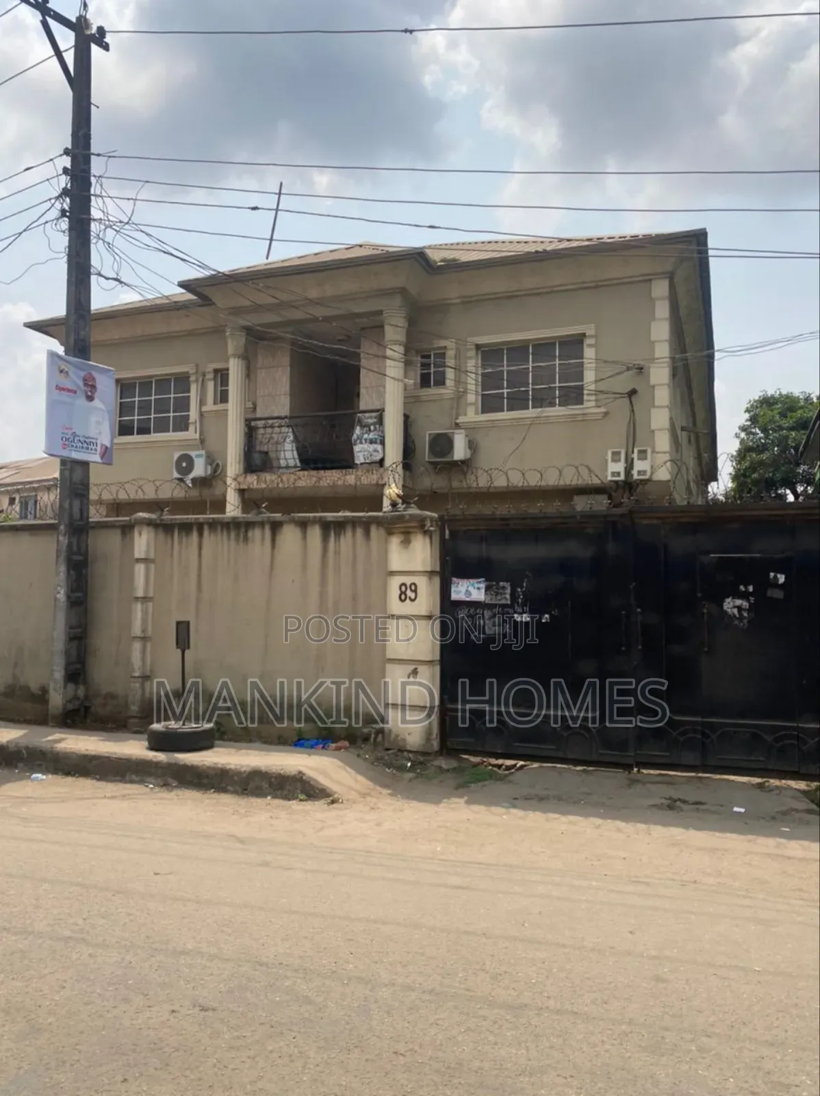3bdrm Block of Flats in Ebute Metta for sale in Ebute Metta