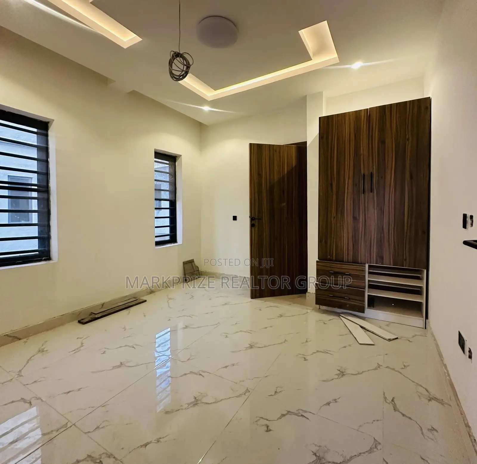 5bdrm Duplex in Magodo Gra Phase 2 for sale in Magodo