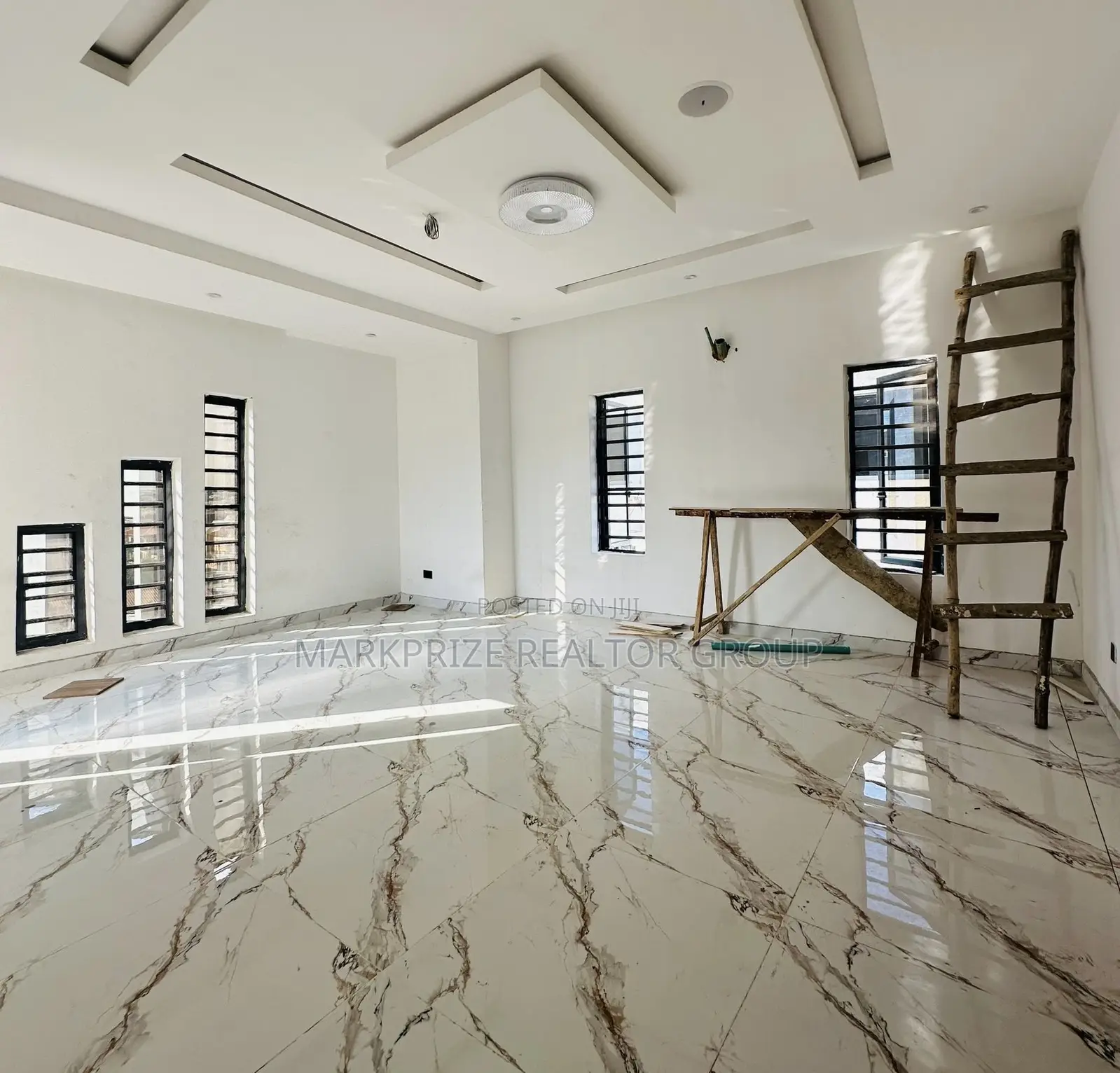 5bdrm Duplex in Magodo Gra Phase 2 for sale in Magodo