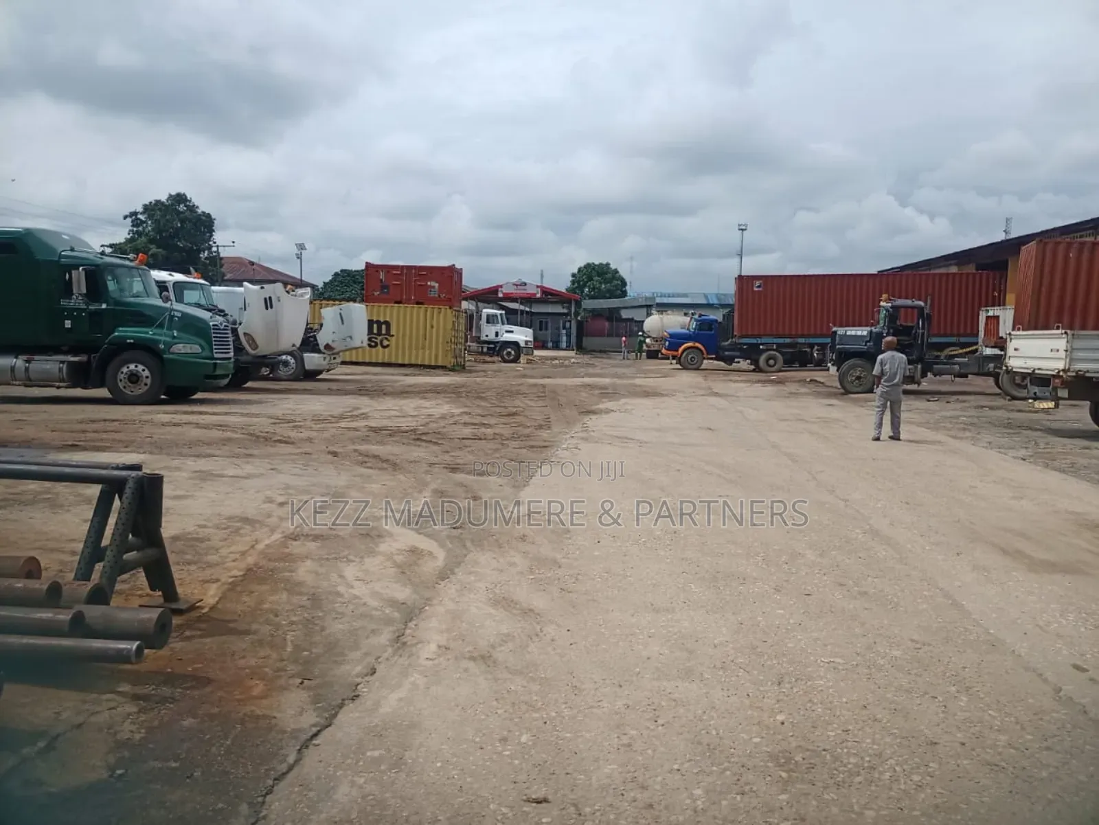 For Sale : Warehouses on 10 Plots at Stadium Rd Ph in Port-Harcourt
