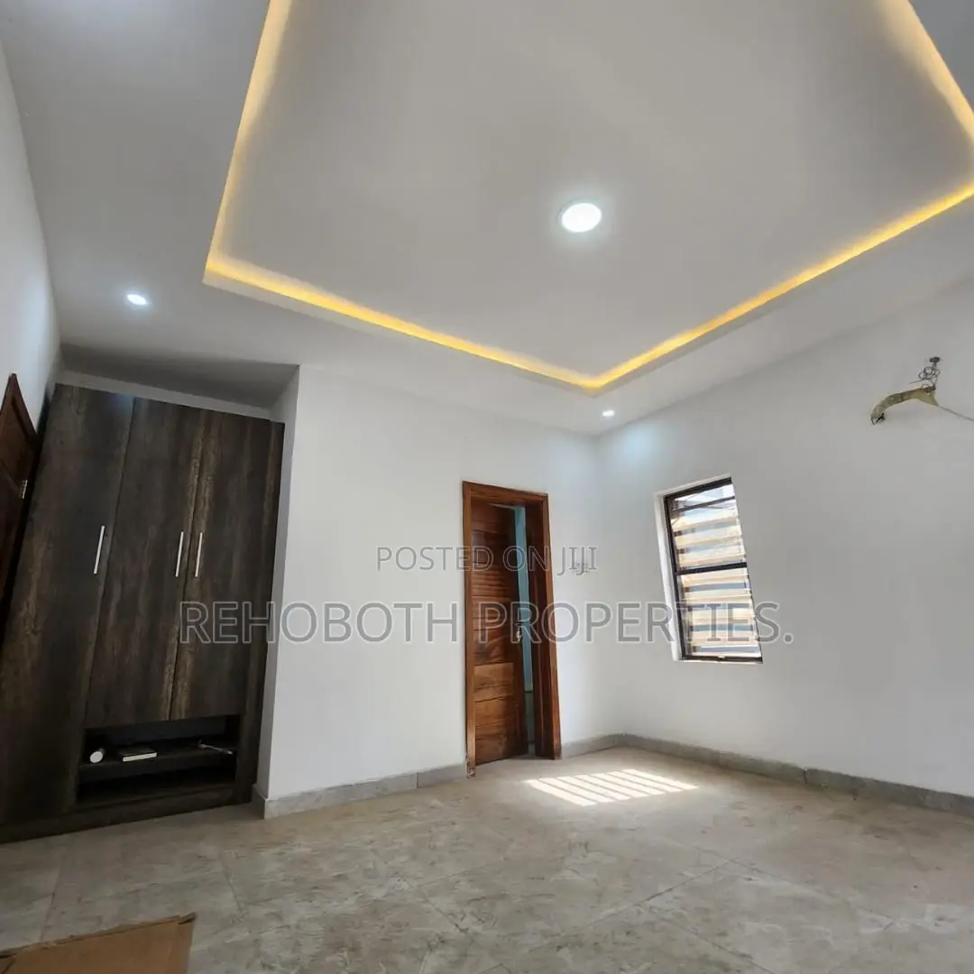 4bdrm Duplex in Kolapo Ishola, Ibadan for rent in Ibadan