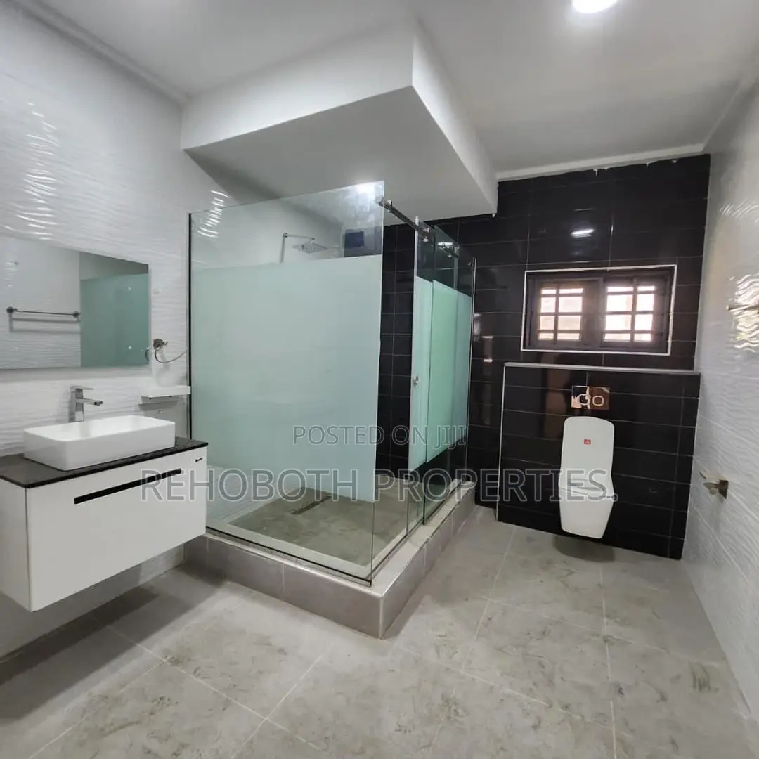 4bdrm Duplex in Kolapo Ishola, Ibadan for rent in Ibadan